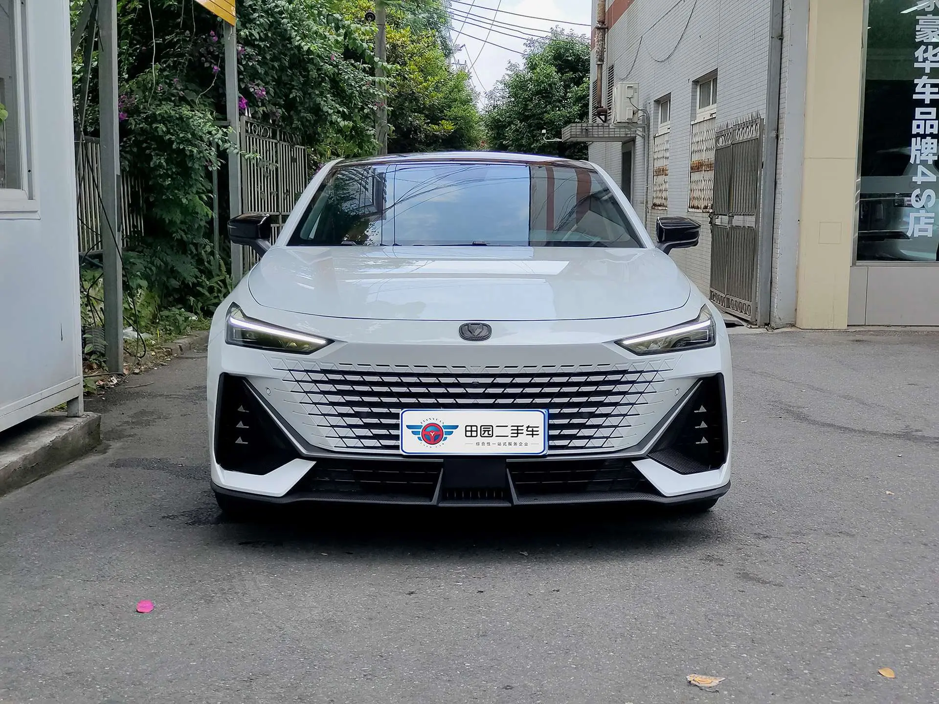Changan UNI-V