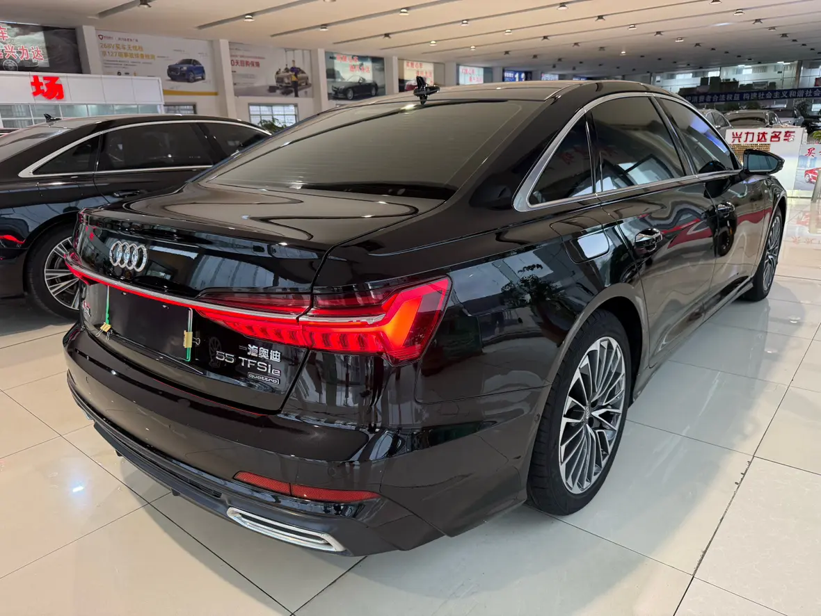 Audi A6L PHEV