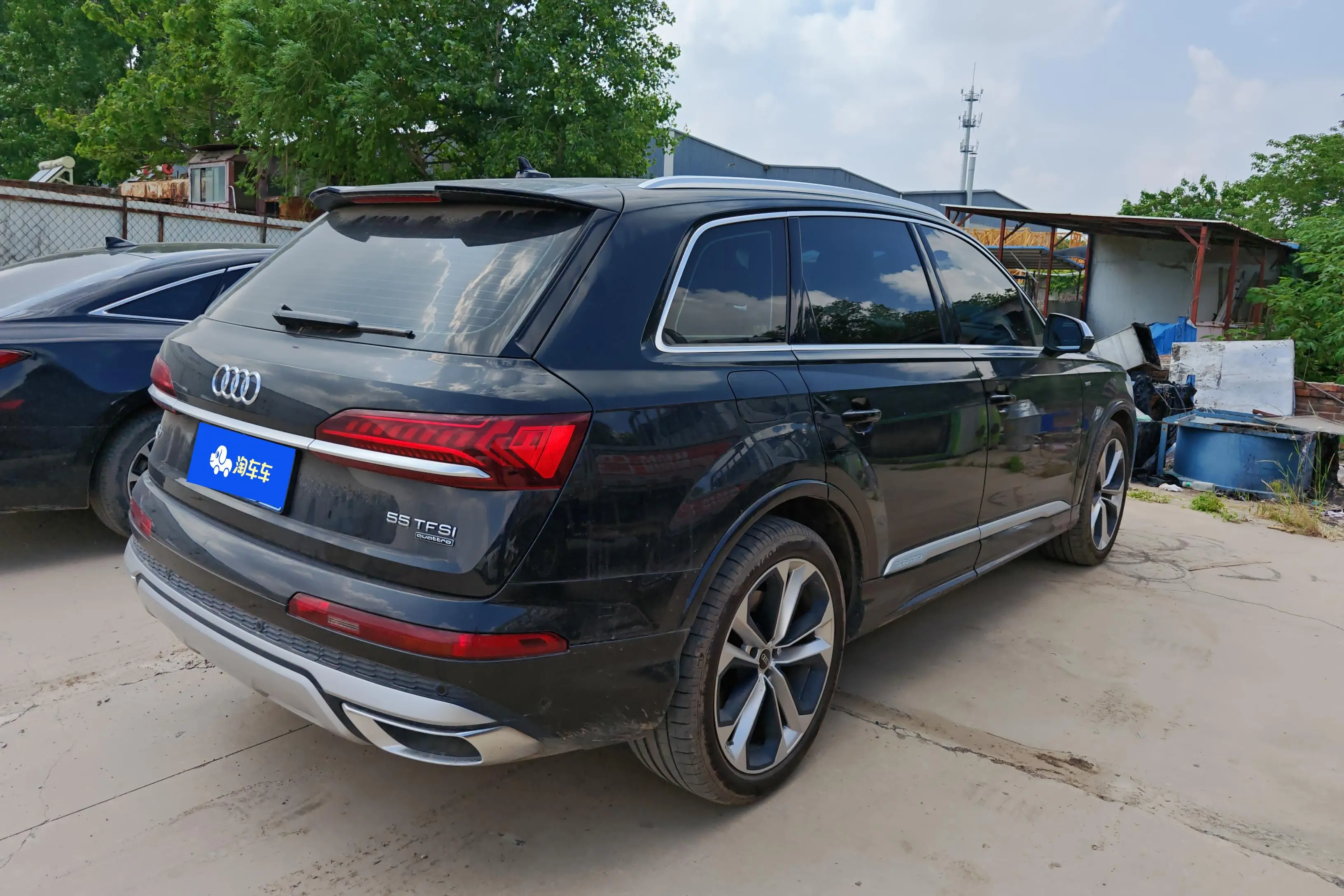 Audi Q7