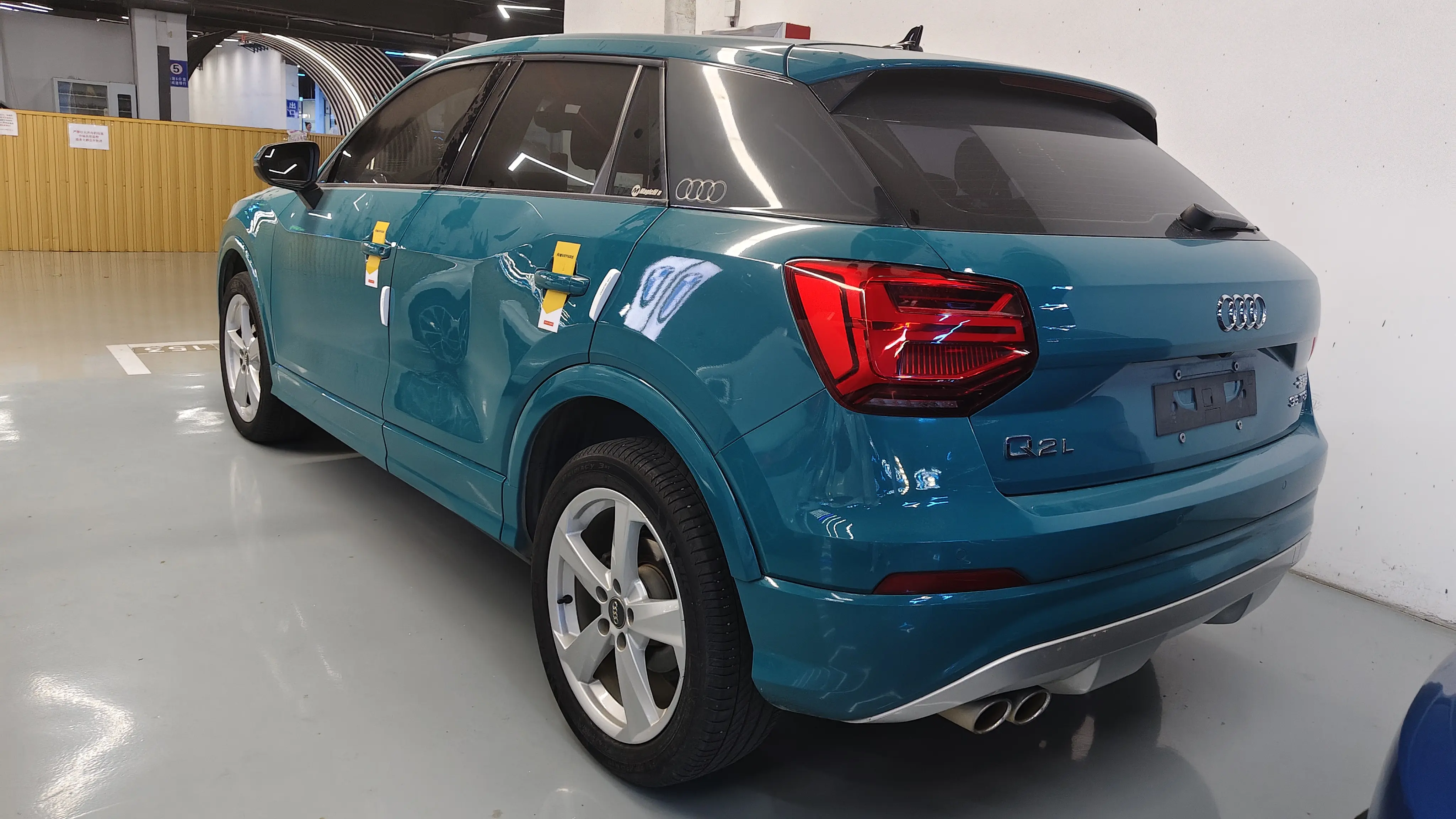 Audi Q2L