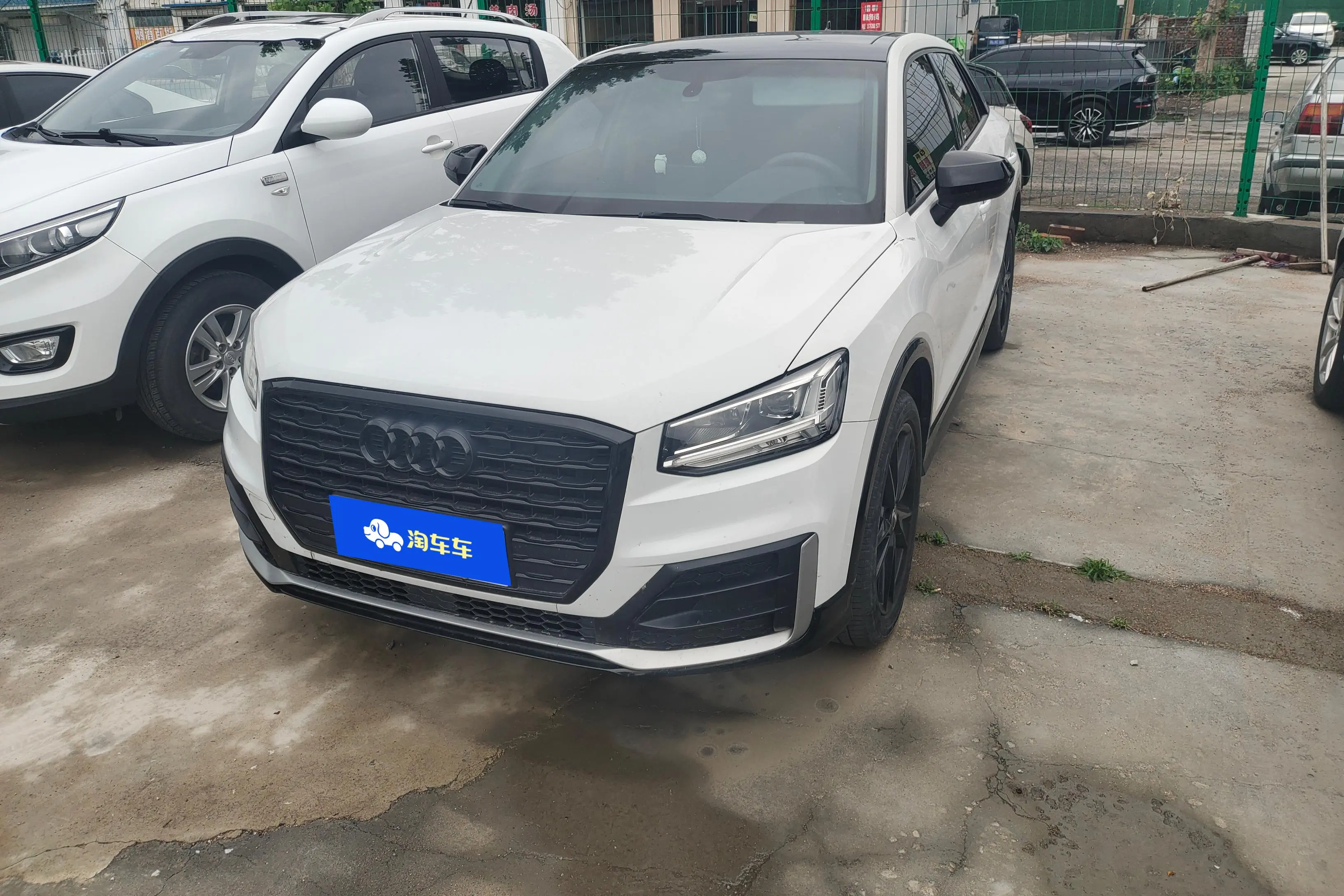 Audi Q2L
