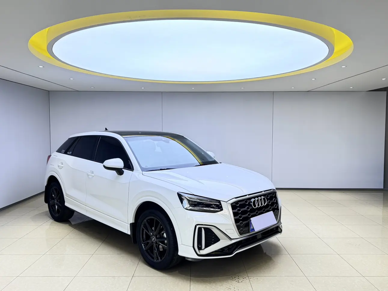 Audi Q2L