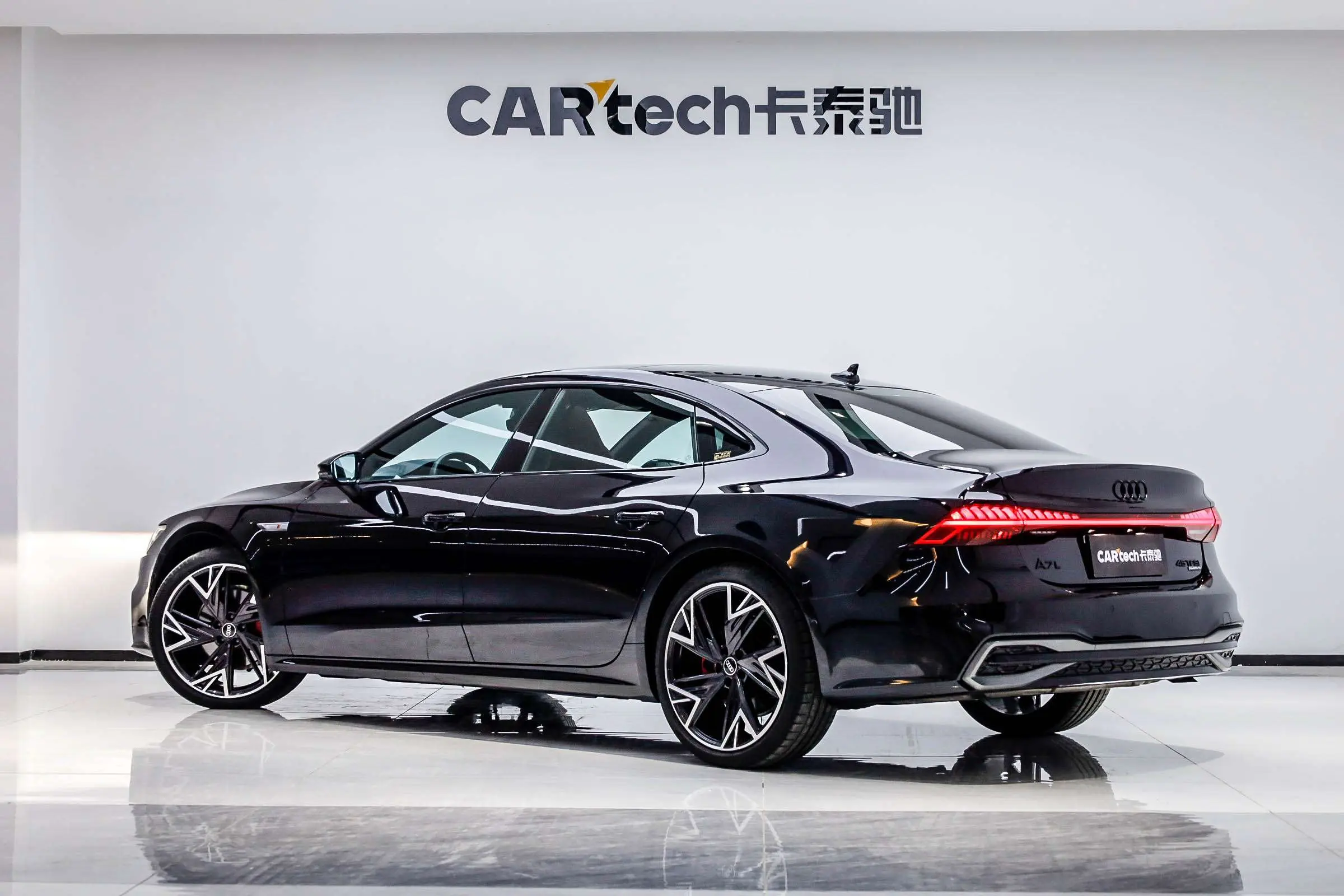 Audi A7L