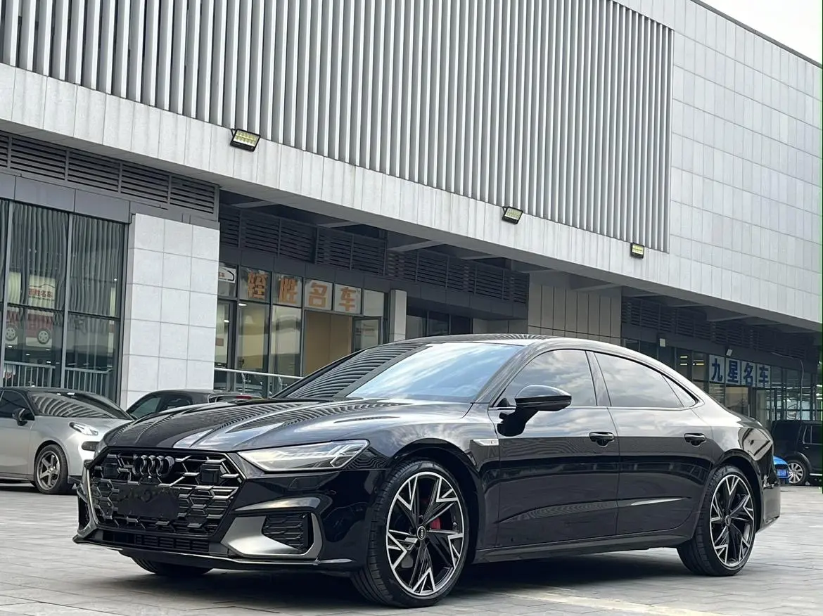Audi A7L