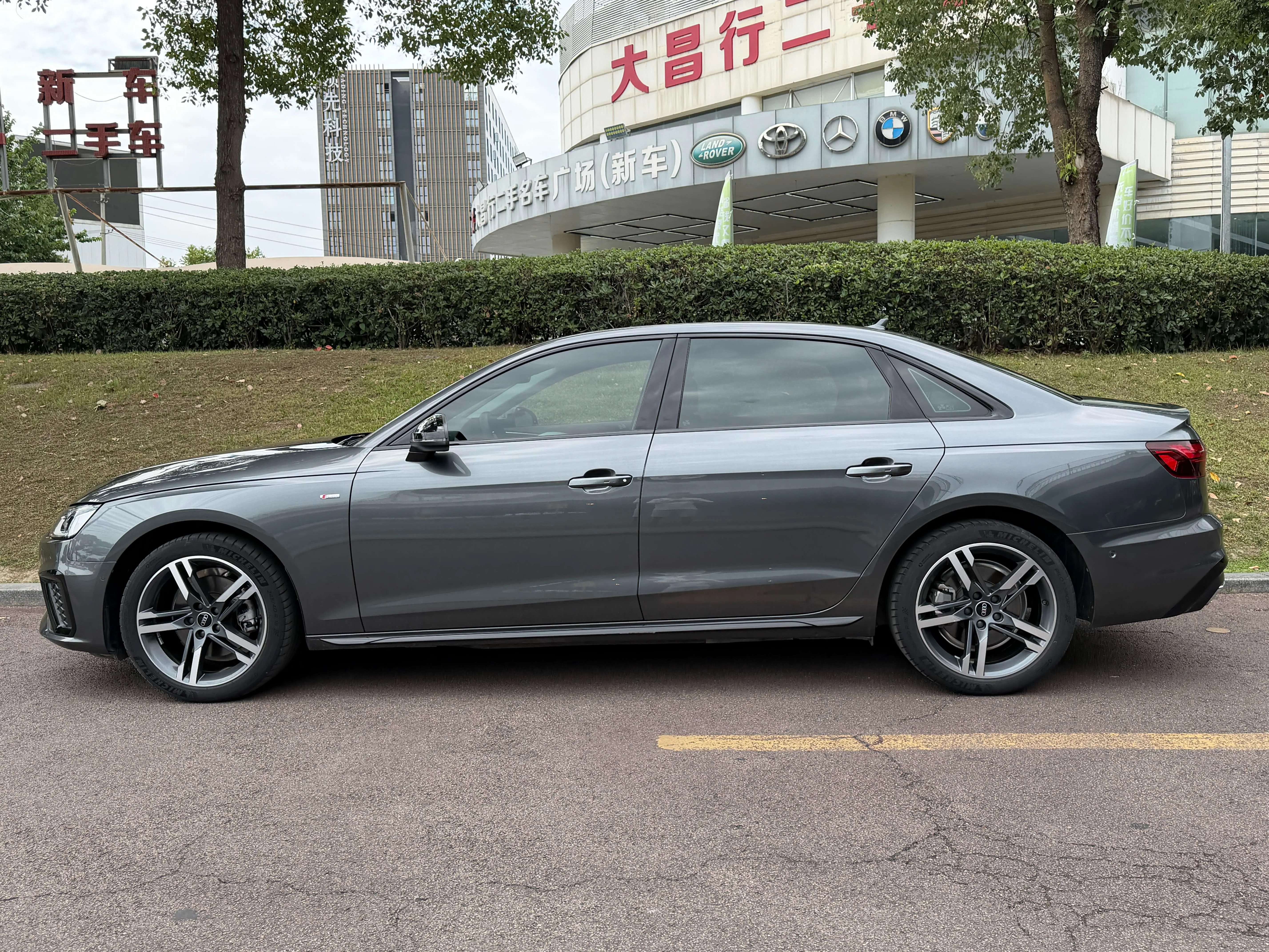 Audi A4L