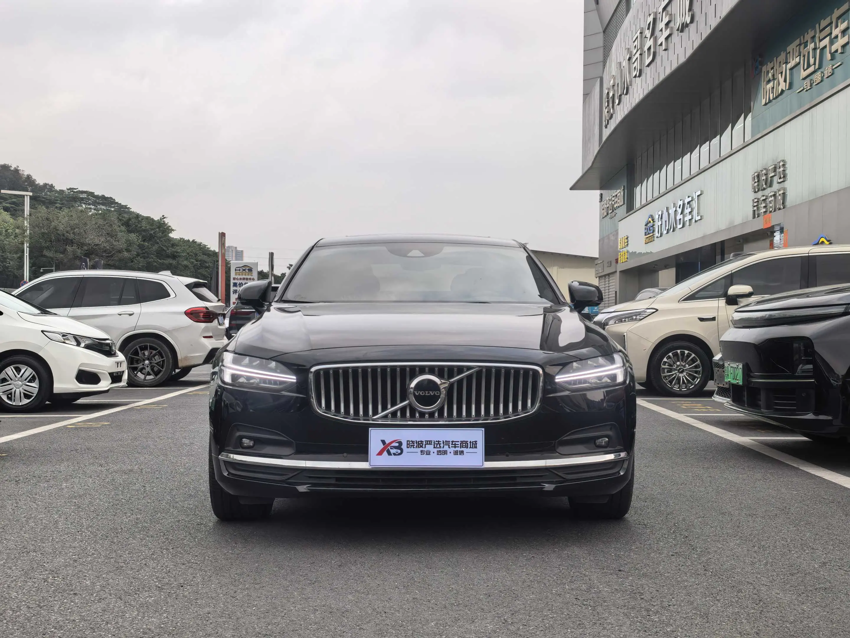 Volvo S90