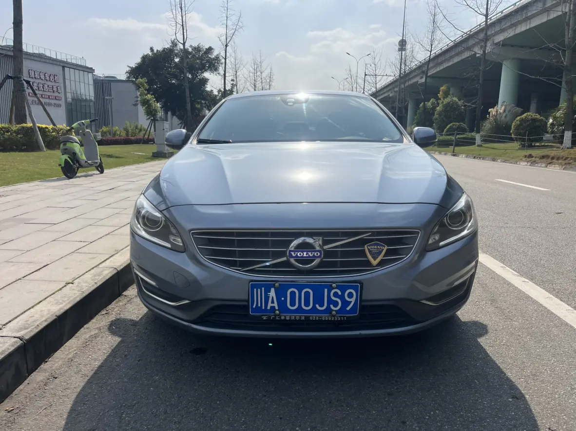Volvo S60