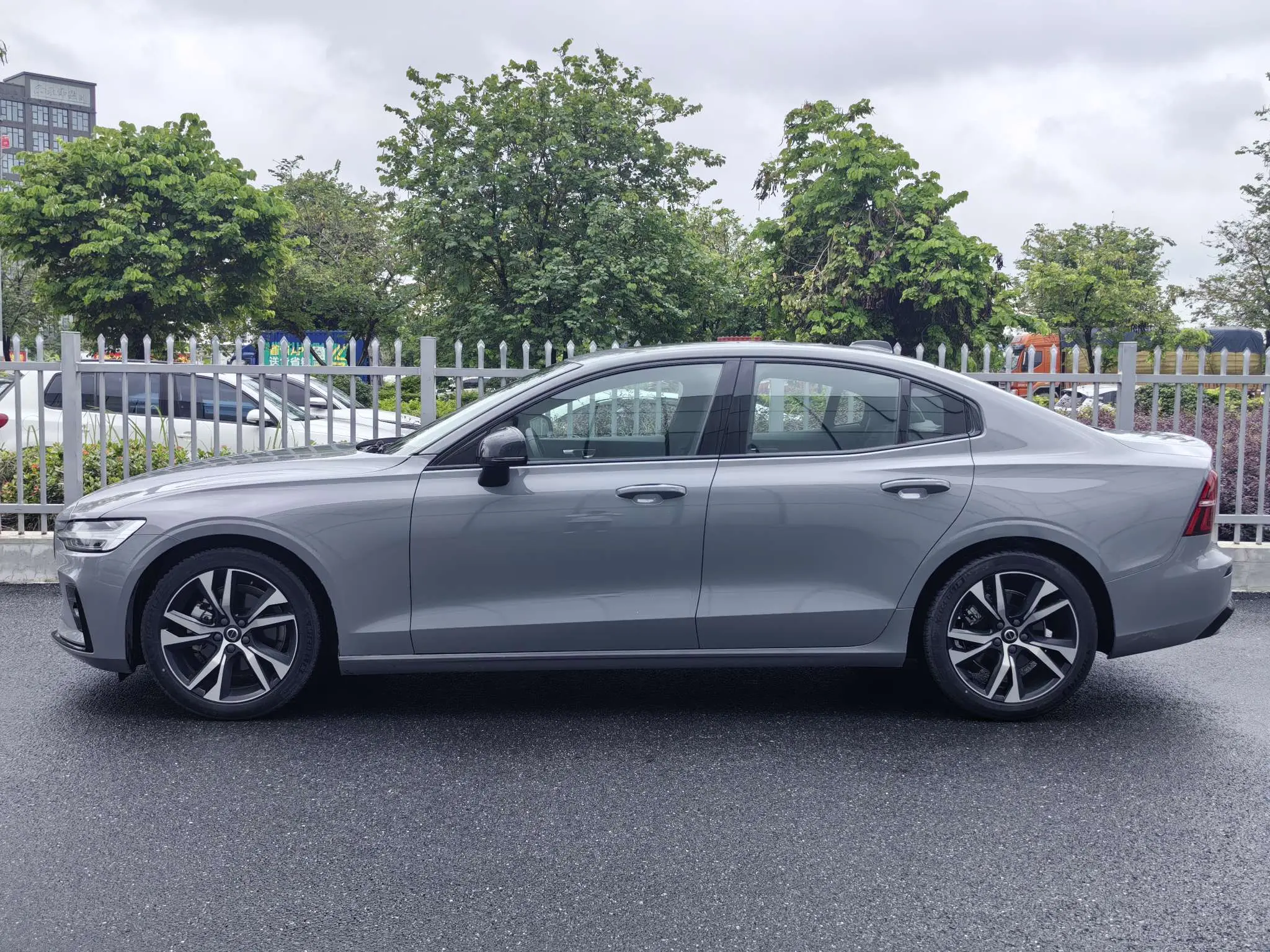 Volvo S60