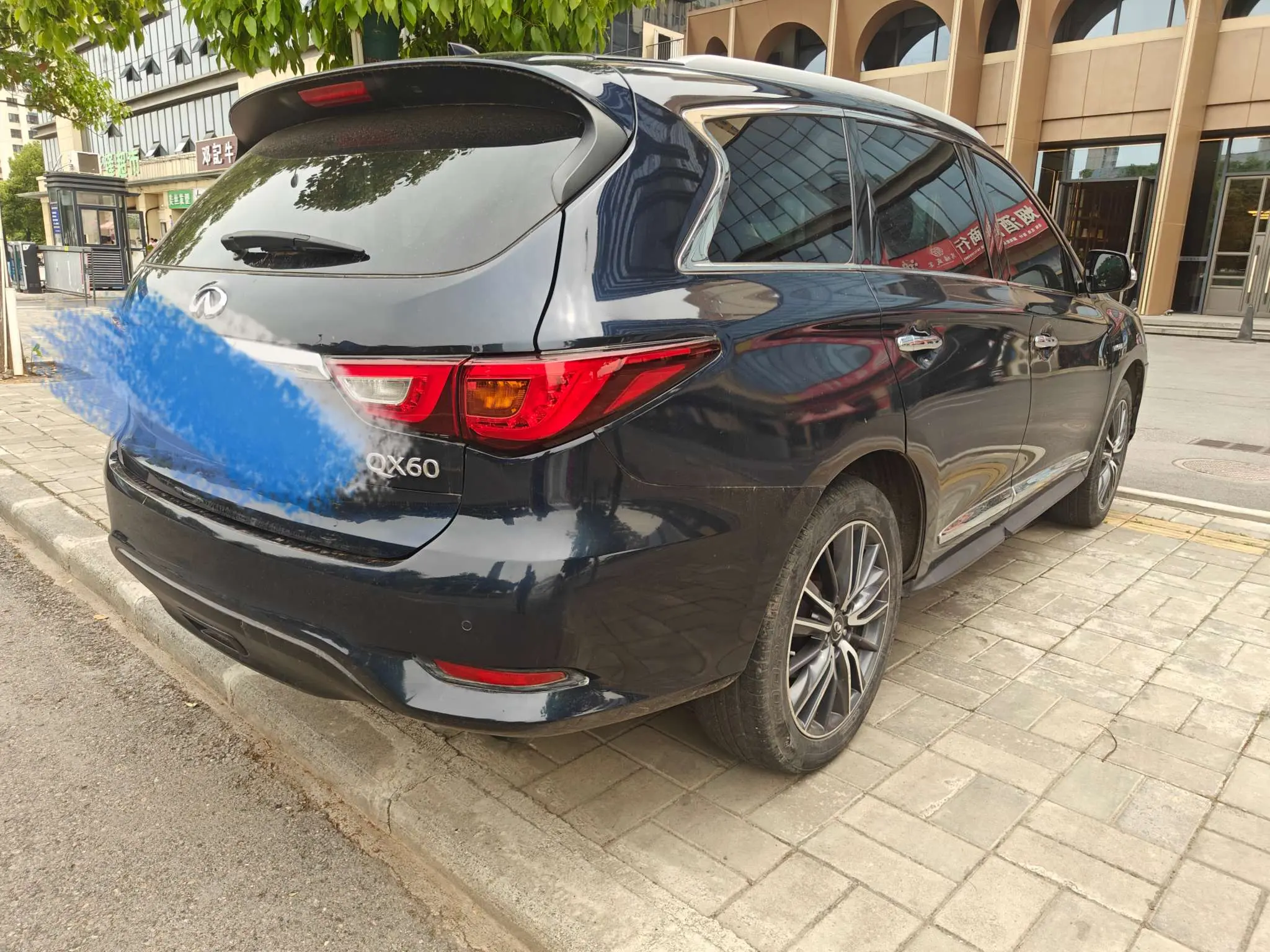Infiniti QX60