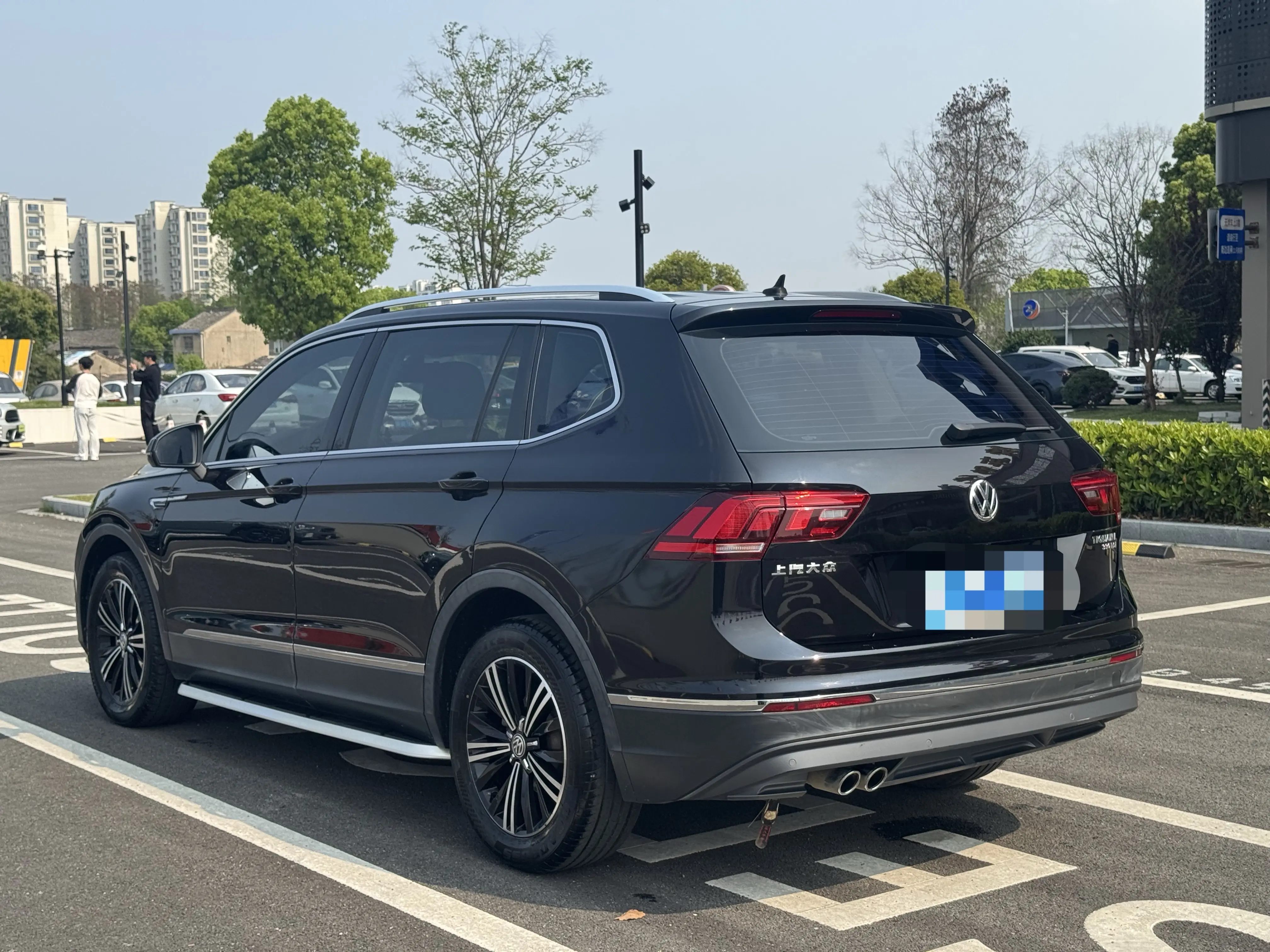 Volkswagen Tiguan L
