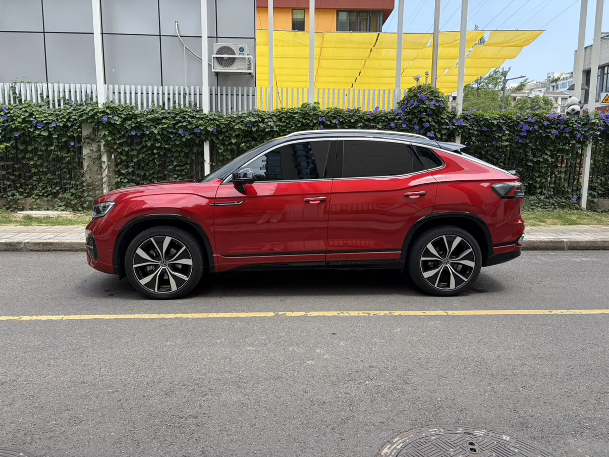 Volkswagen Tayron X