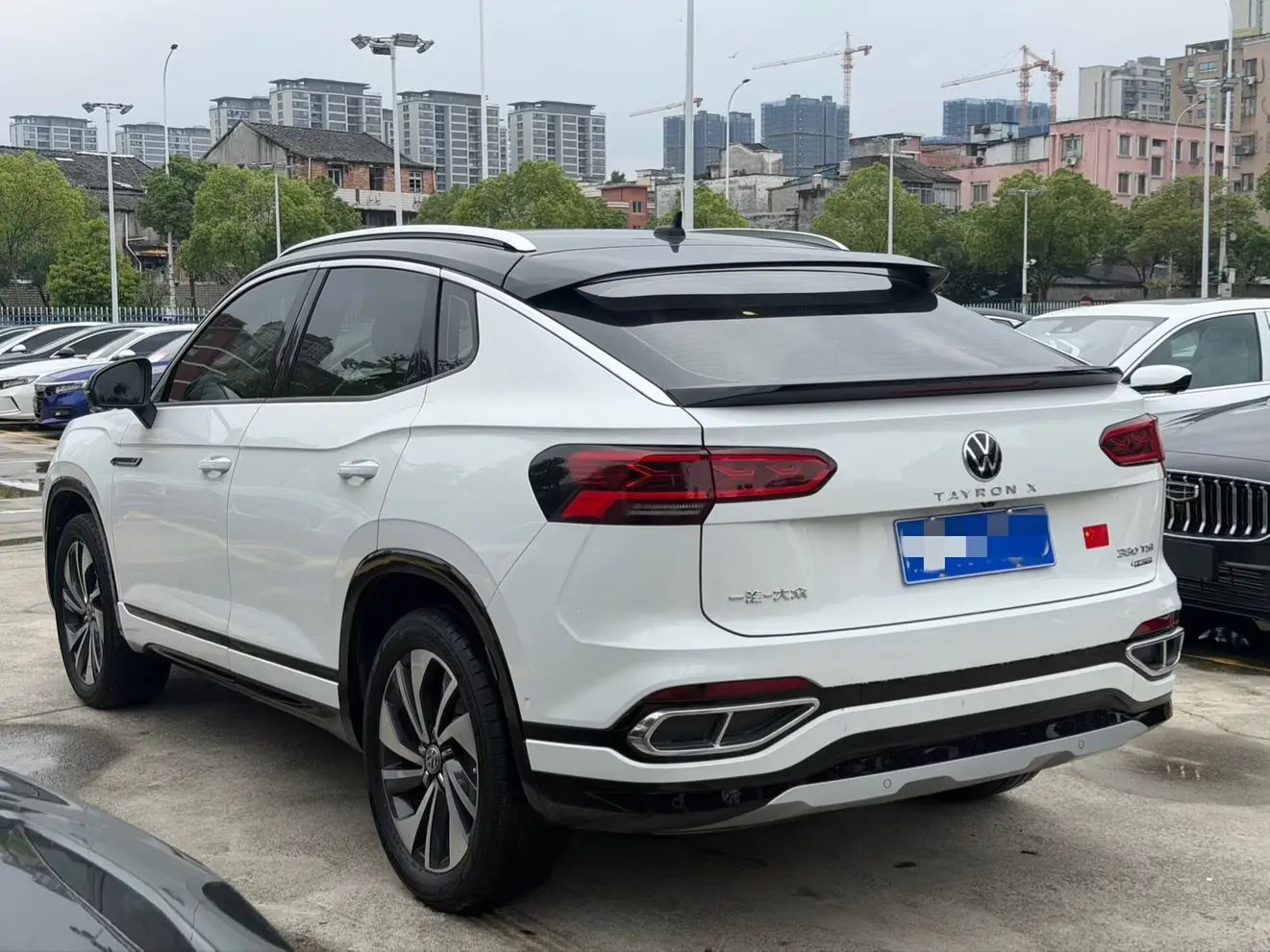 Volkswagen Tayron X