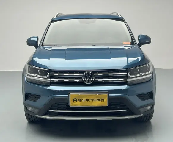 Volkswagen Tharu