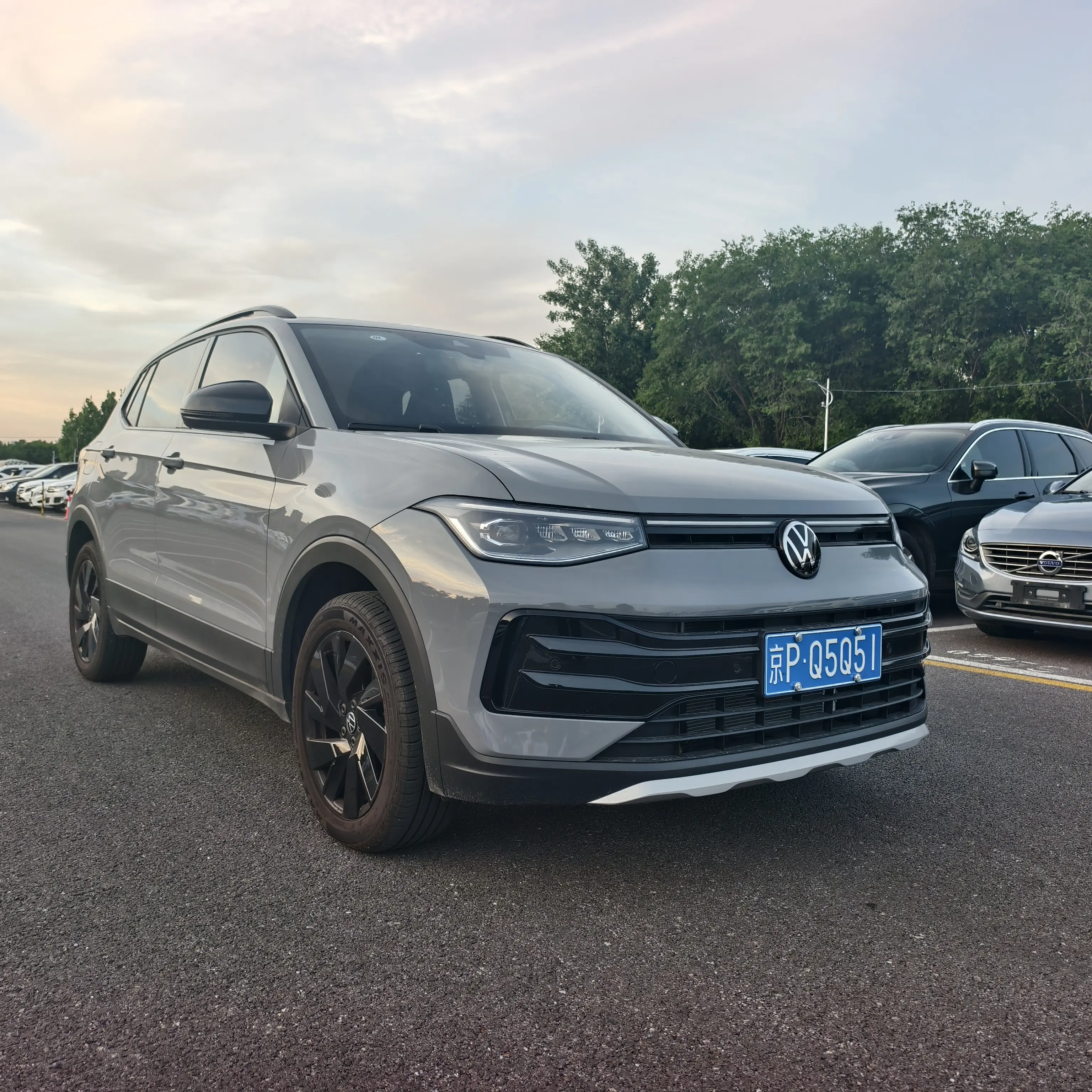 Volkswagen Tharu