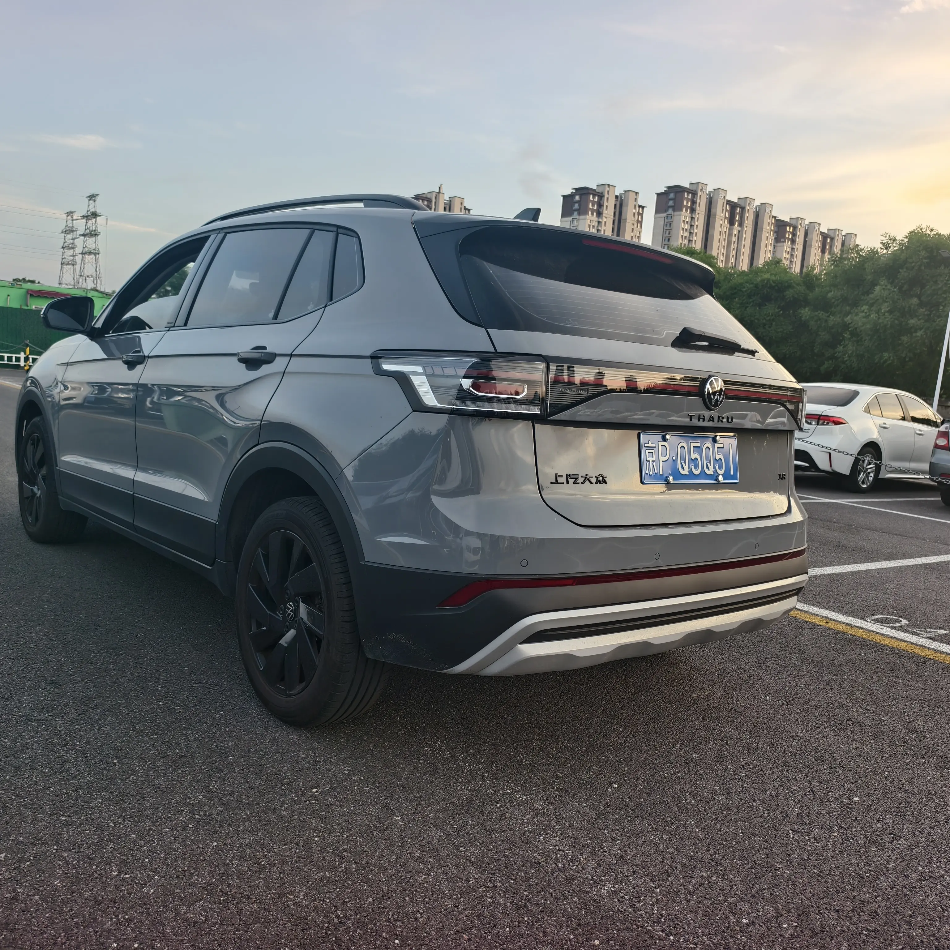 Volkswagen Tharu