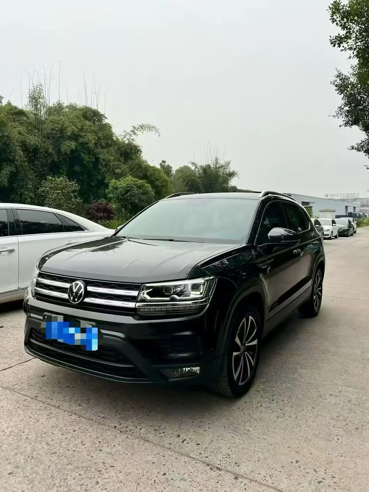 Volkswagen Tharu