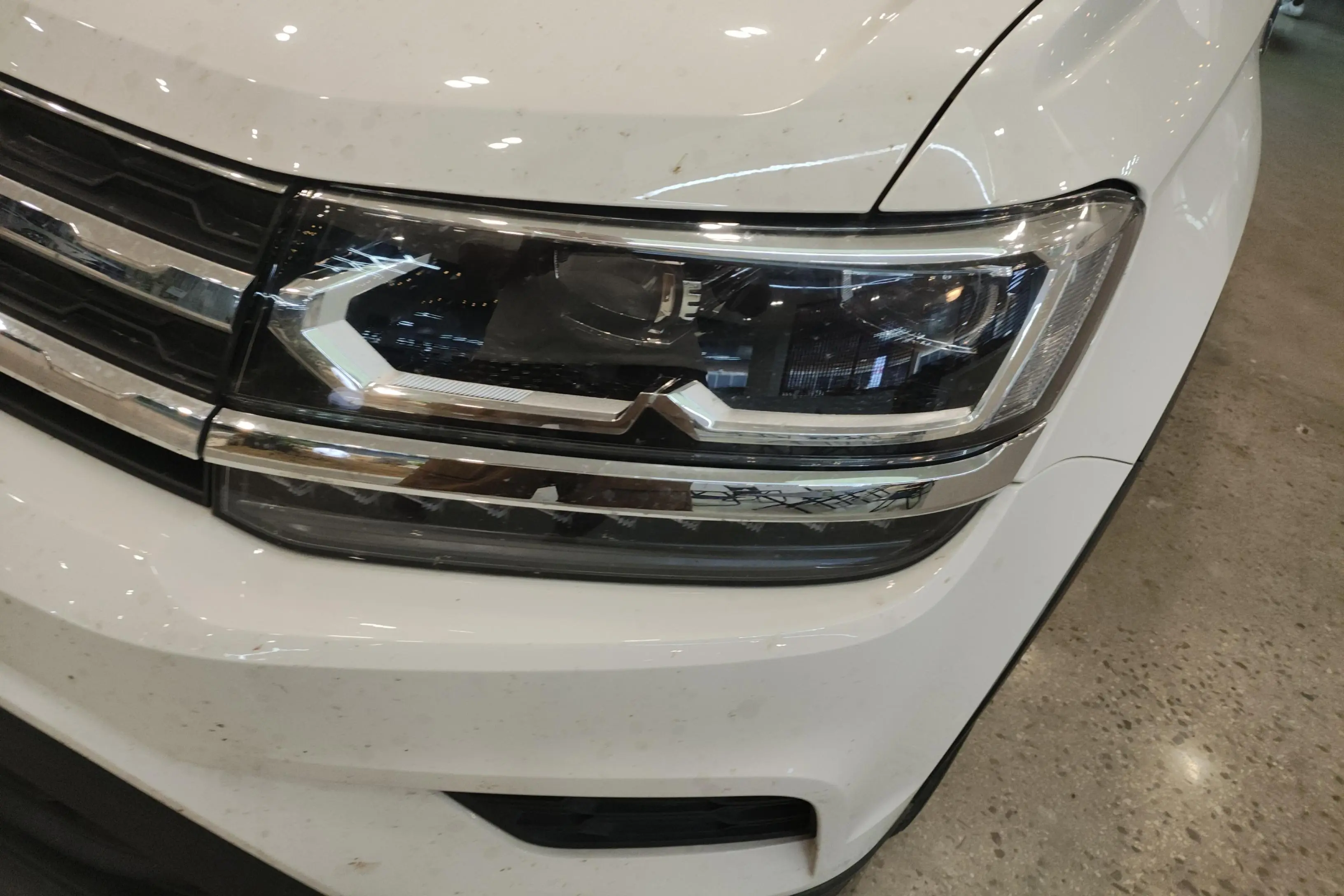 Volkswagen Tharu
