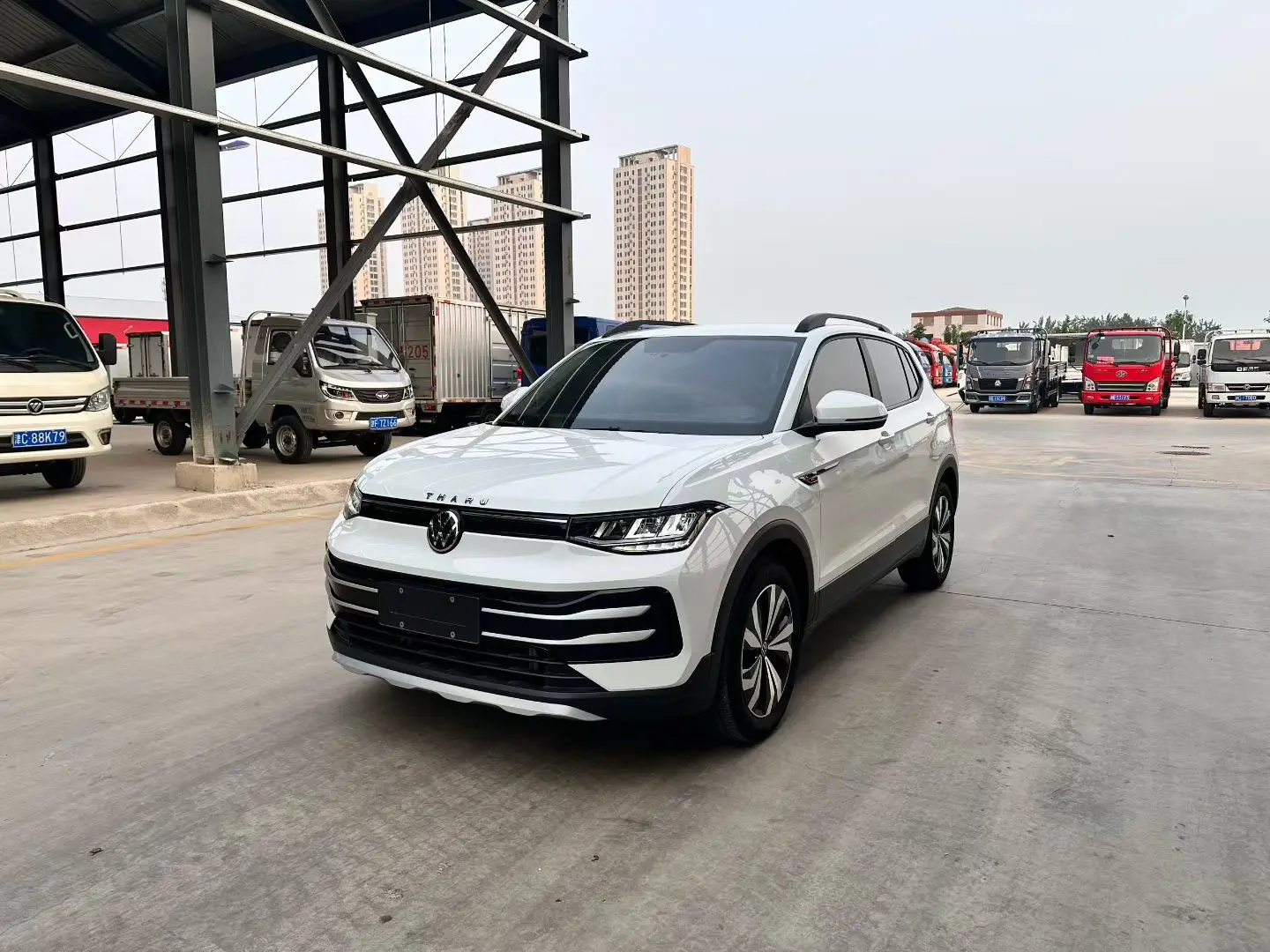 Volkswagen Tharu