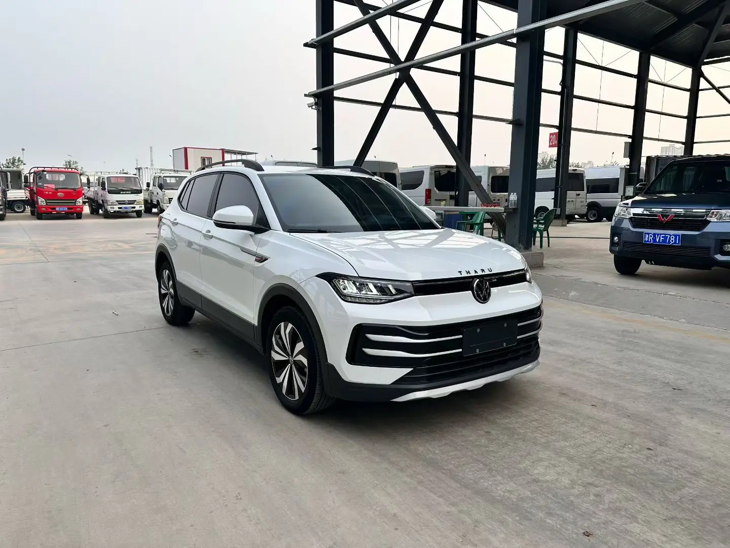 Volkswagen Tharu