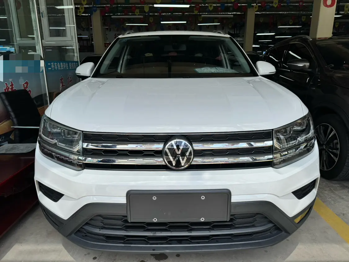 Volkswagen Tharu