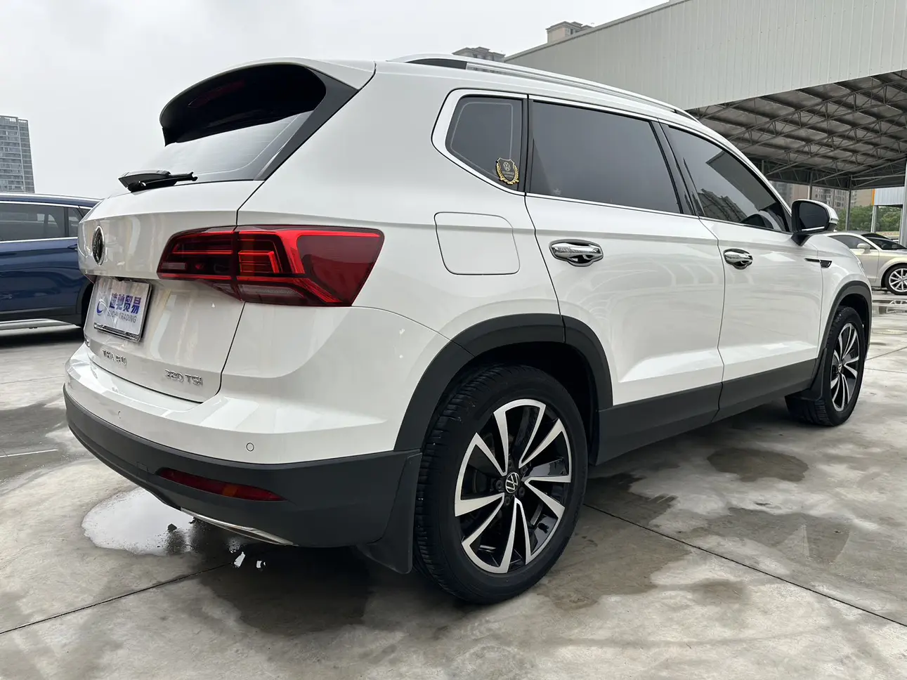 Volkswagen Tharu