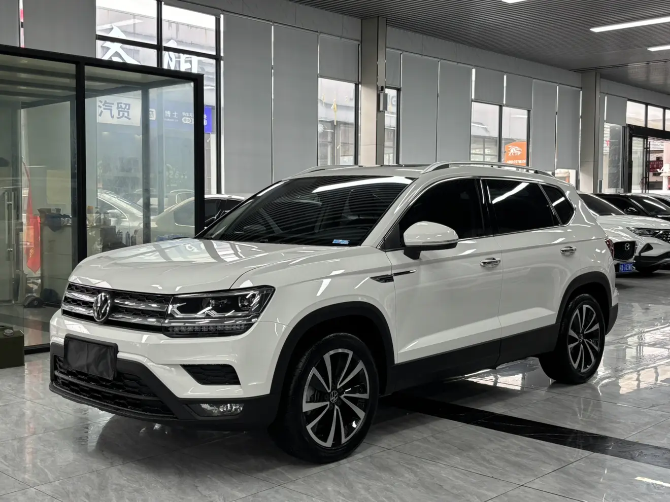 Volkswagen Tharu