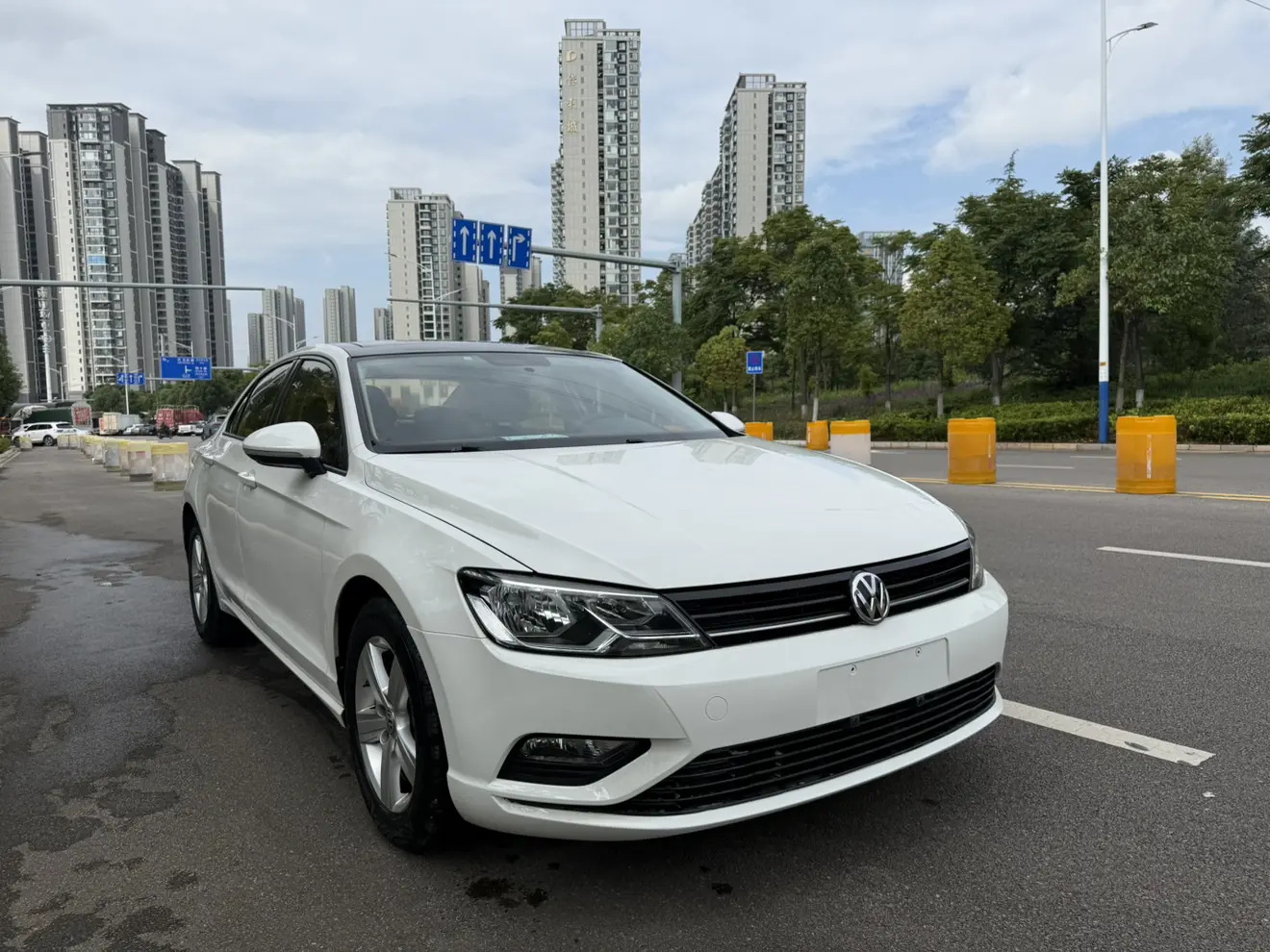 Volkswagen Lamando