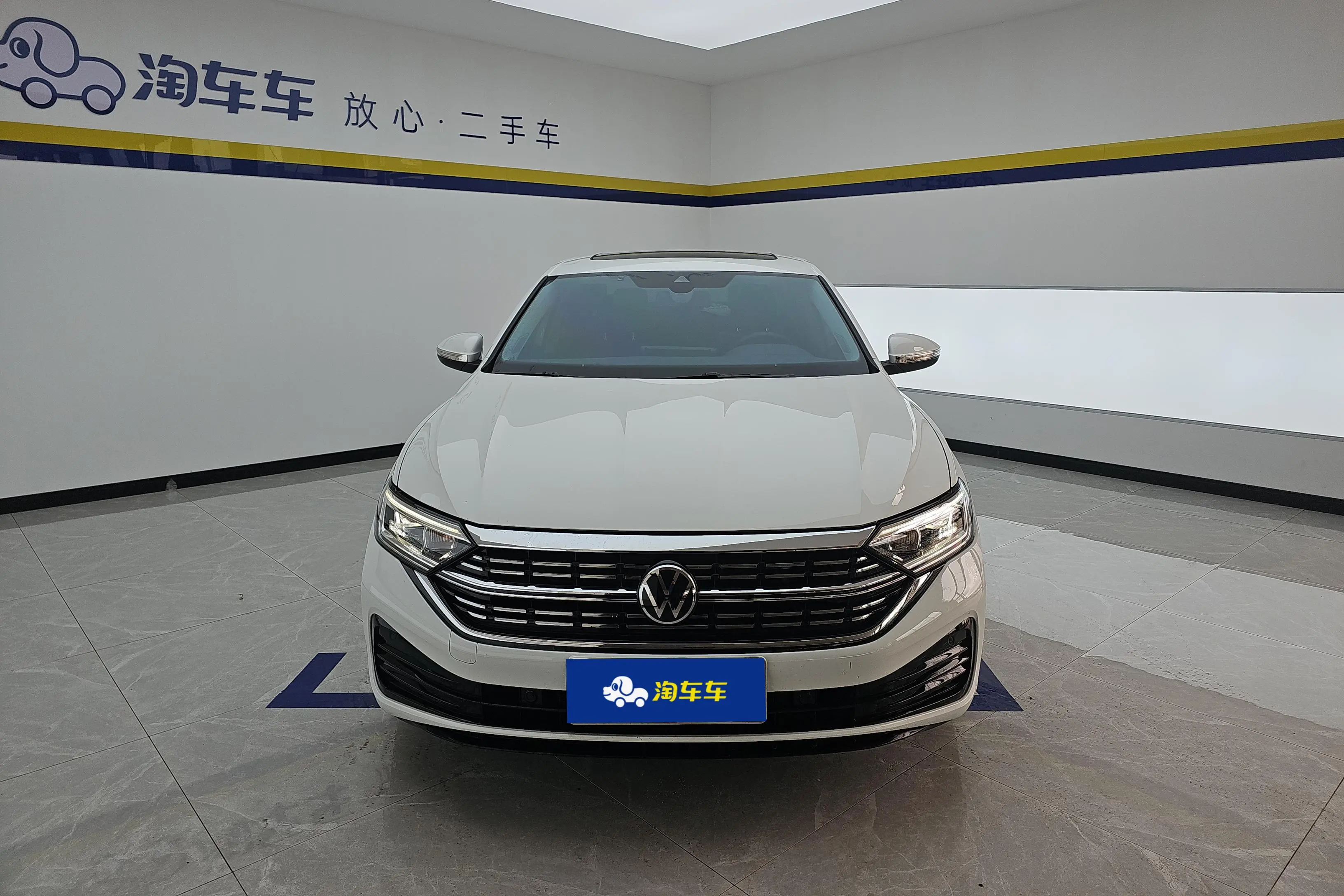 Volkswagen Sagitar