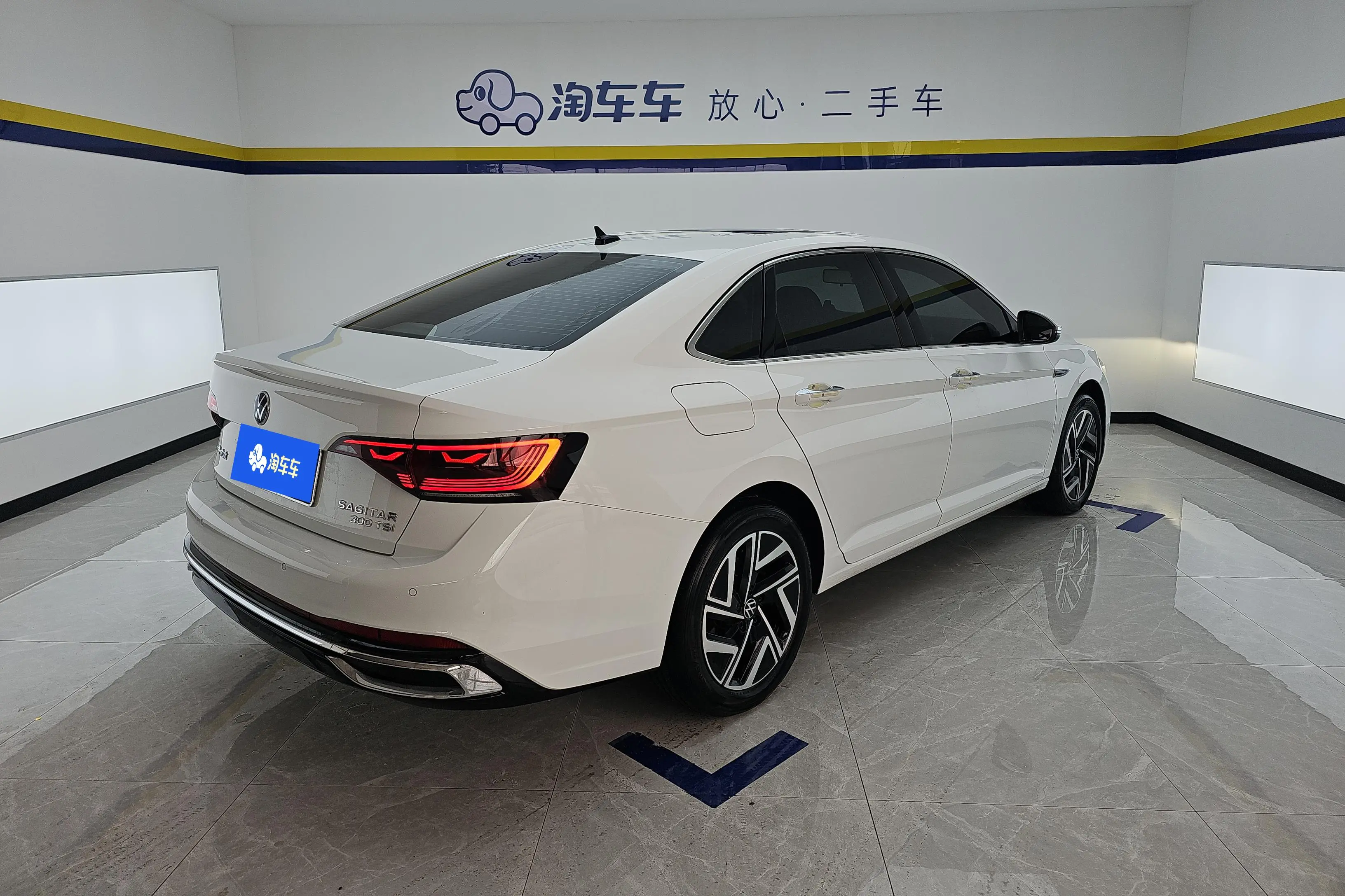 Volkswagen Sagitar
