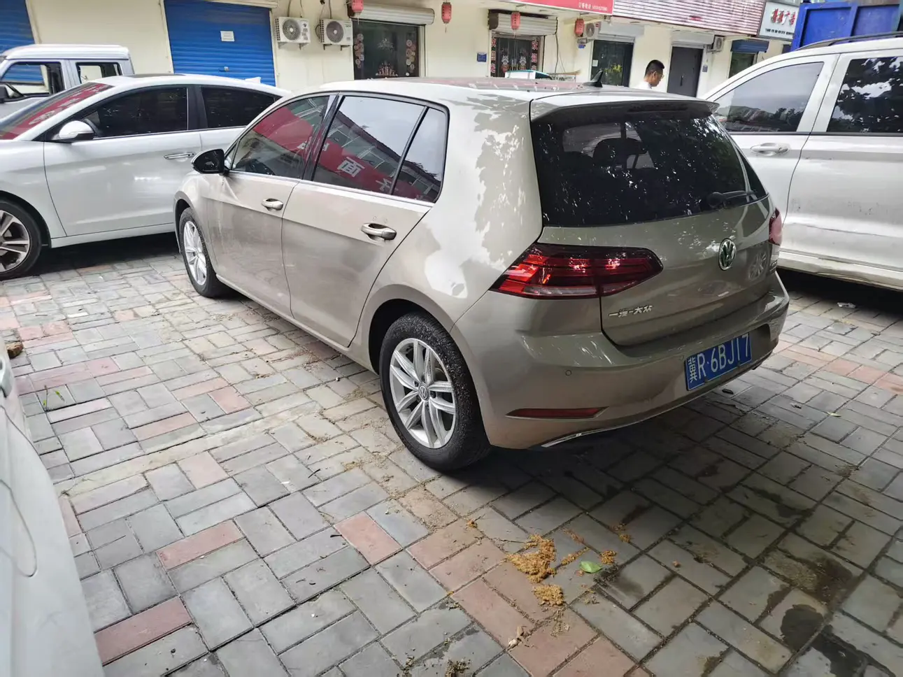 Volkswagen golf