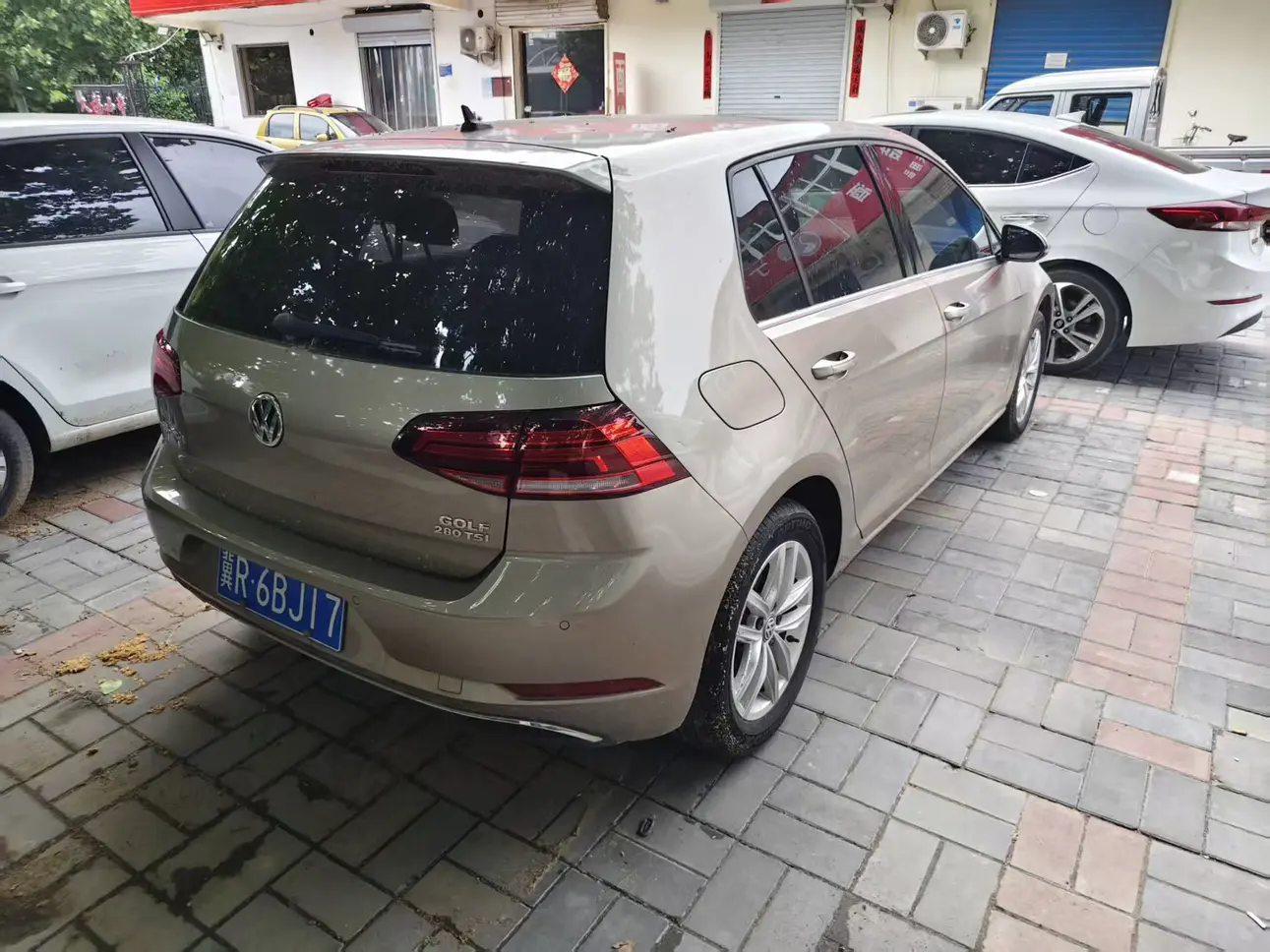 Volkswagen golf