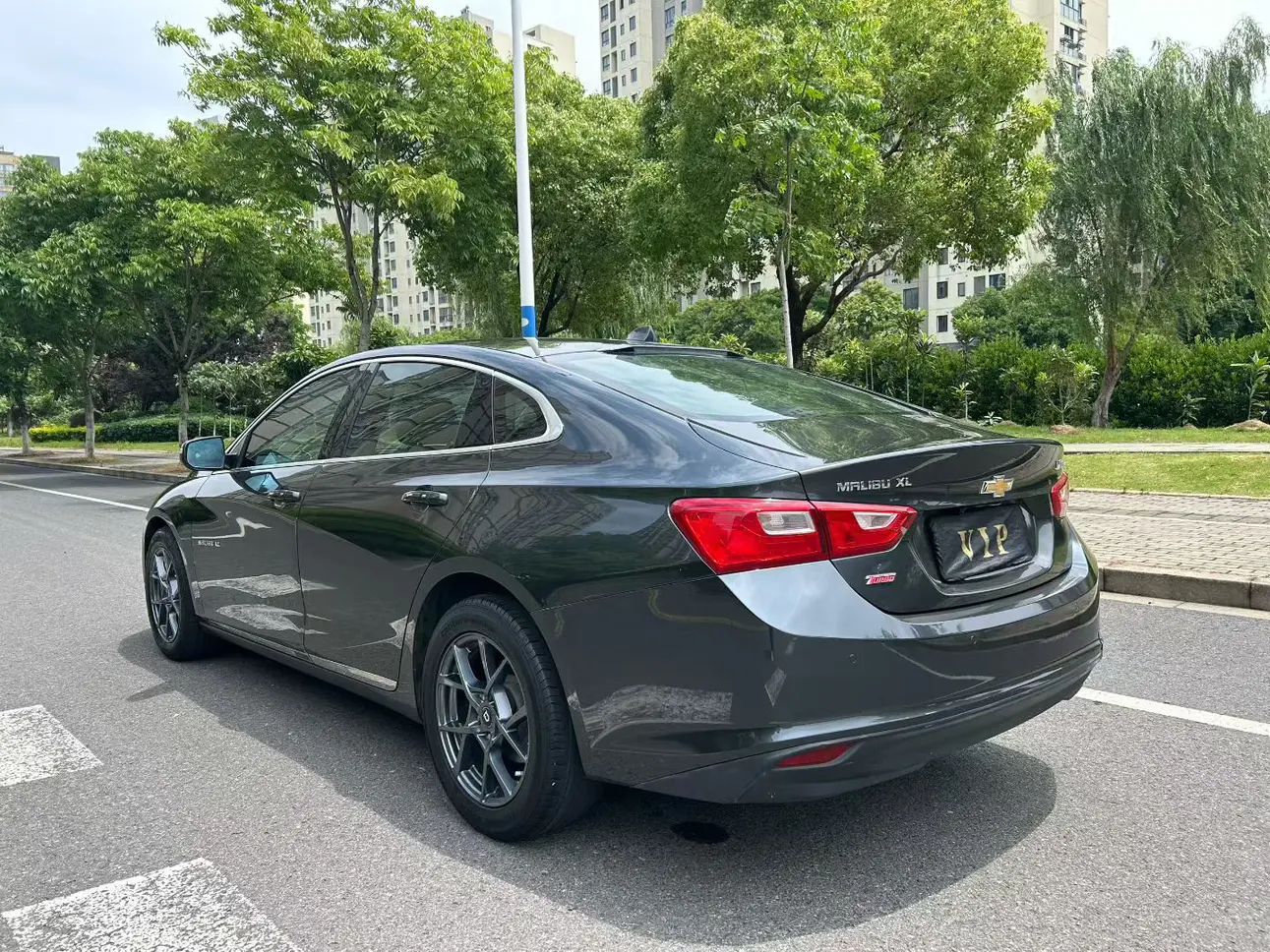 Chevrolet Malibu XL
