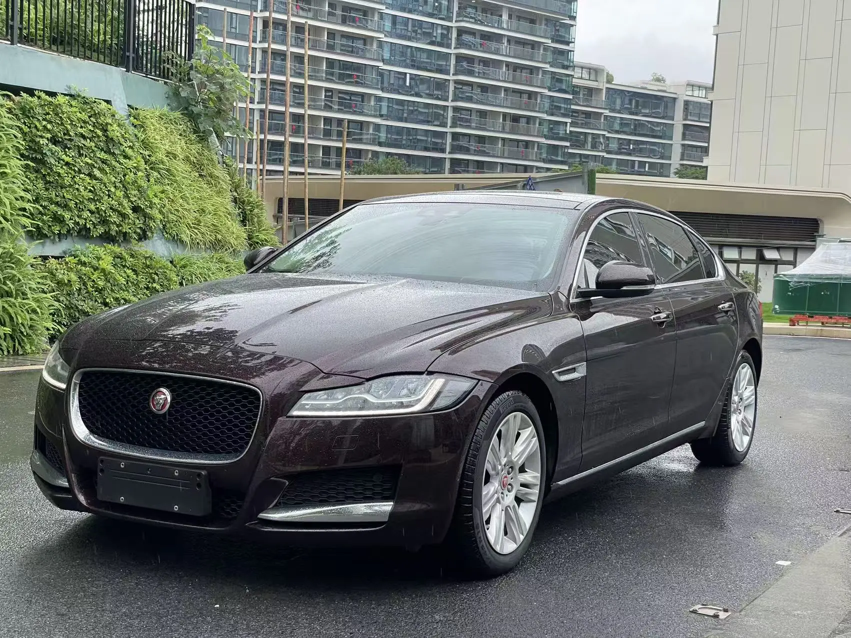 Jaguar XFL  из Китая