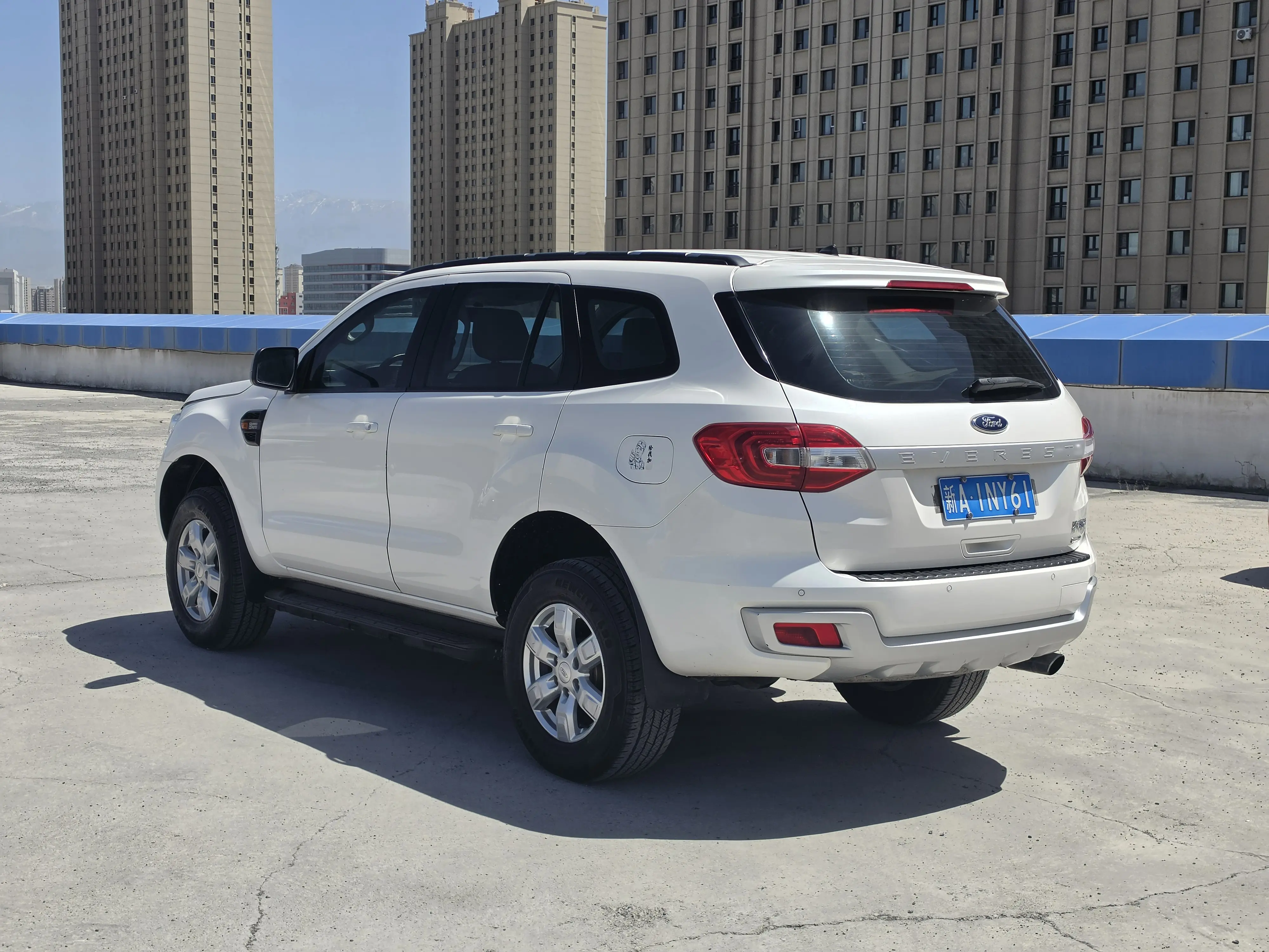 Ford Road shaker