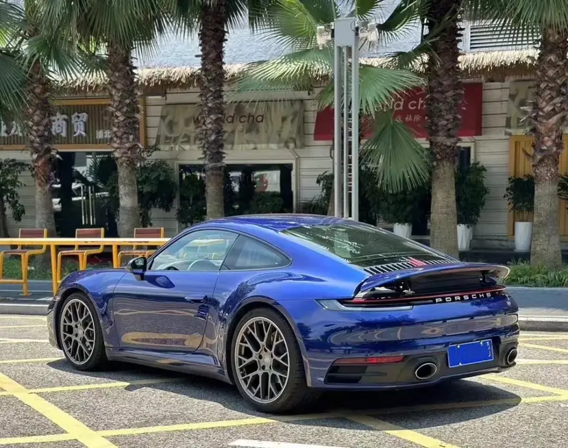 Porsche 911