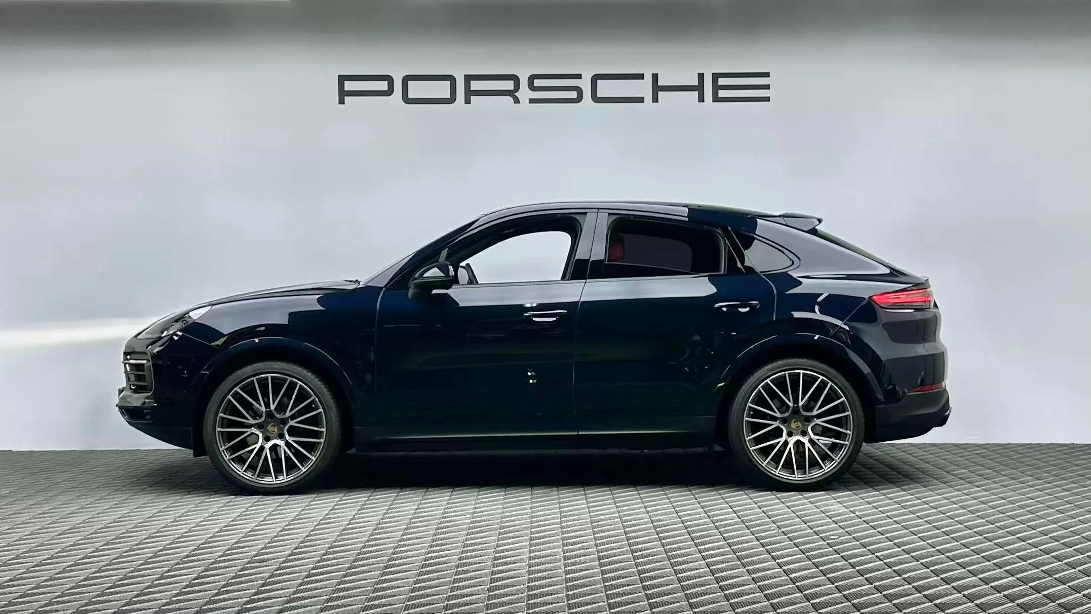 Porsche Cayenne Coupe