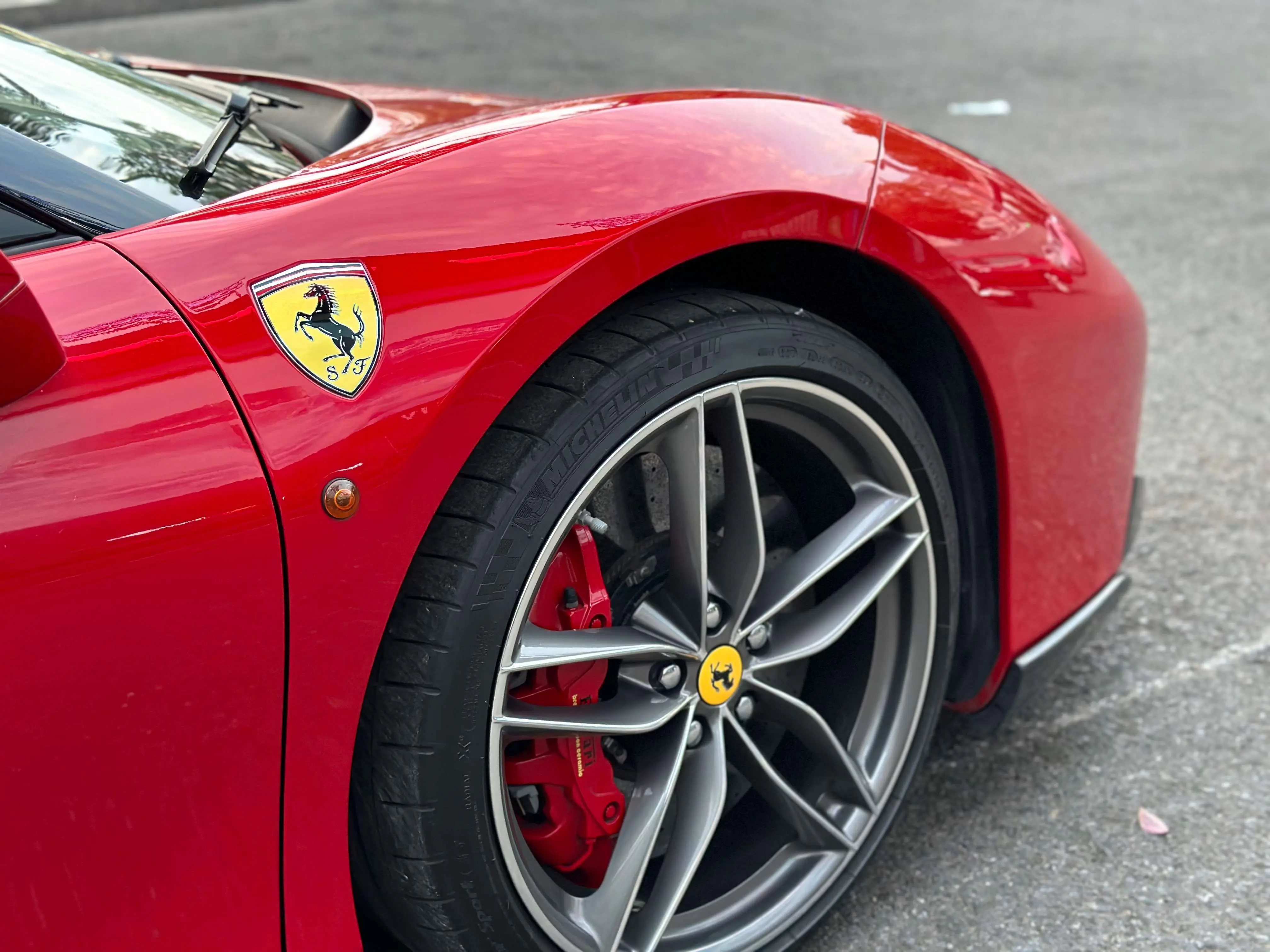Ferrari 488
