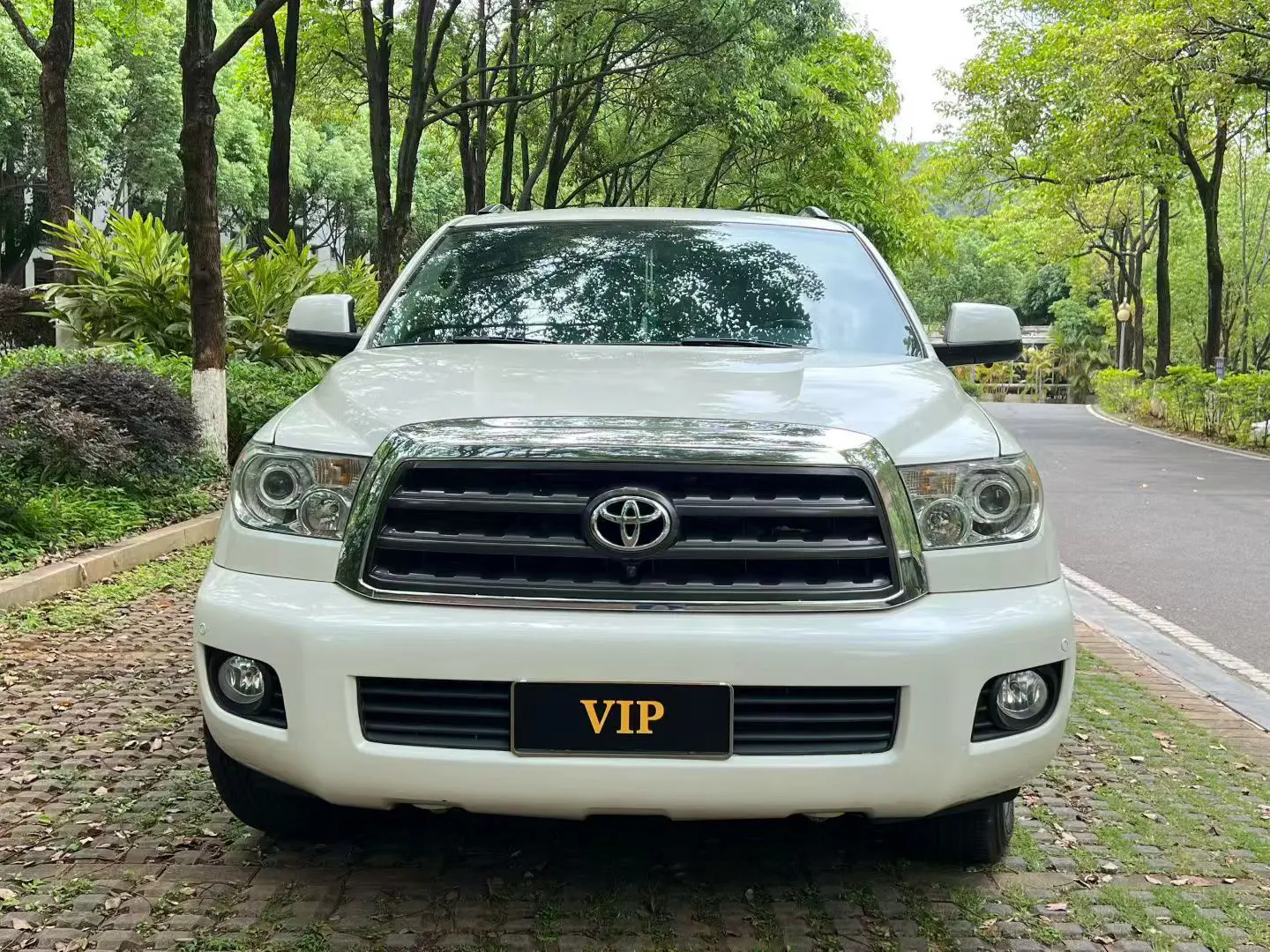 Toyota Sequoia