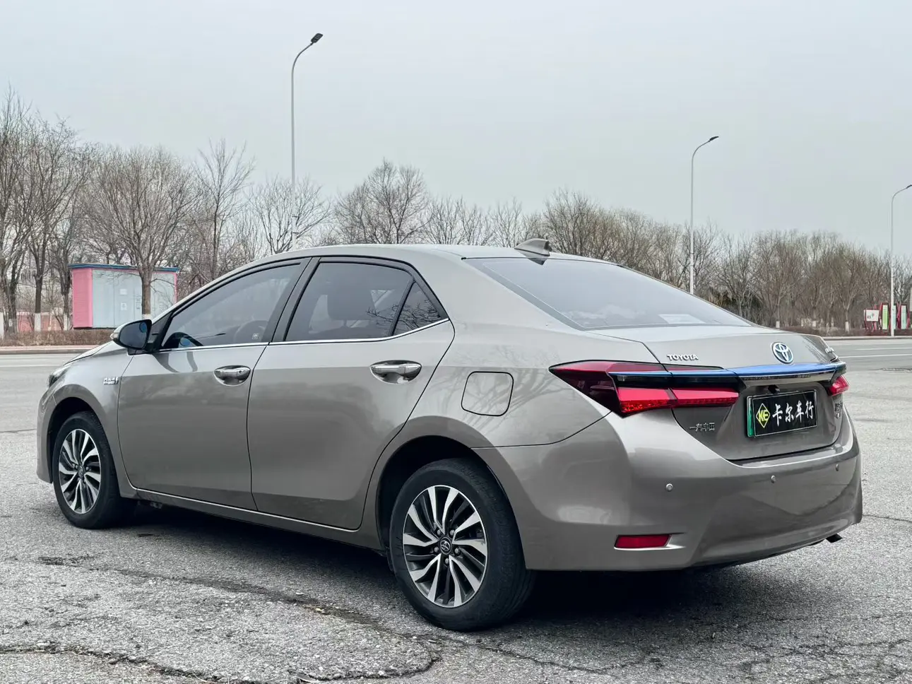 Toyota Corolla Dual Engine E+