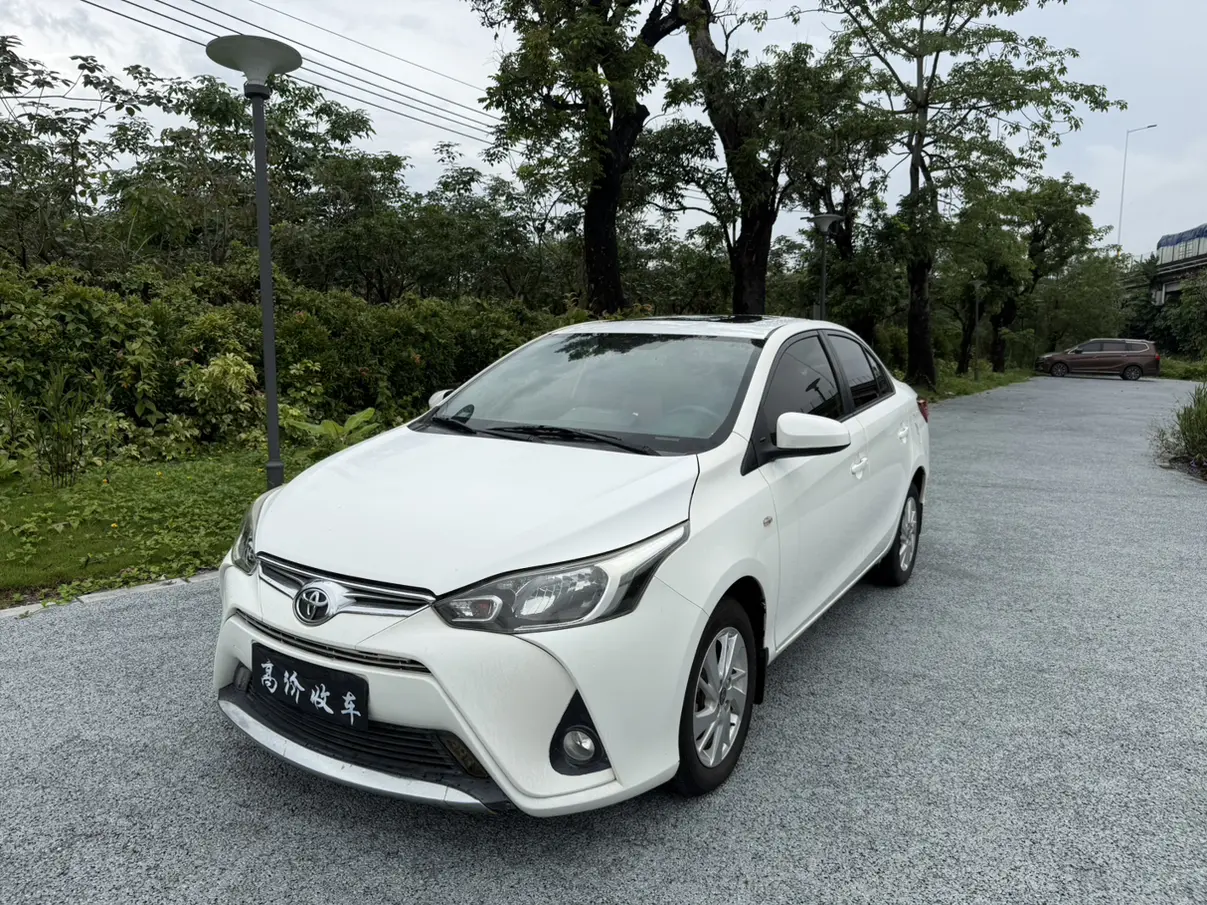 Toyota YARiS L Enjoy