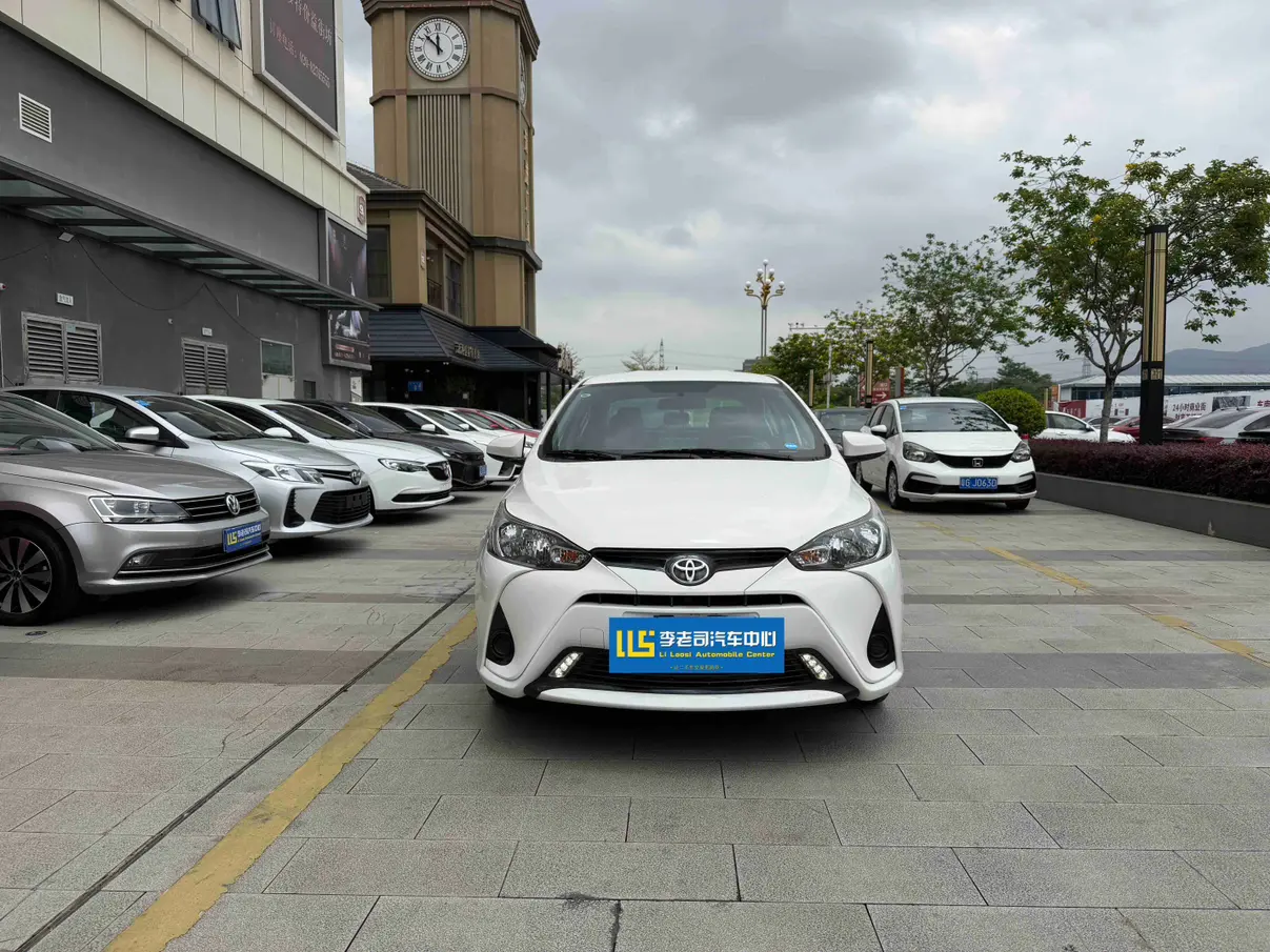 Toyota YARiS L Enjoy