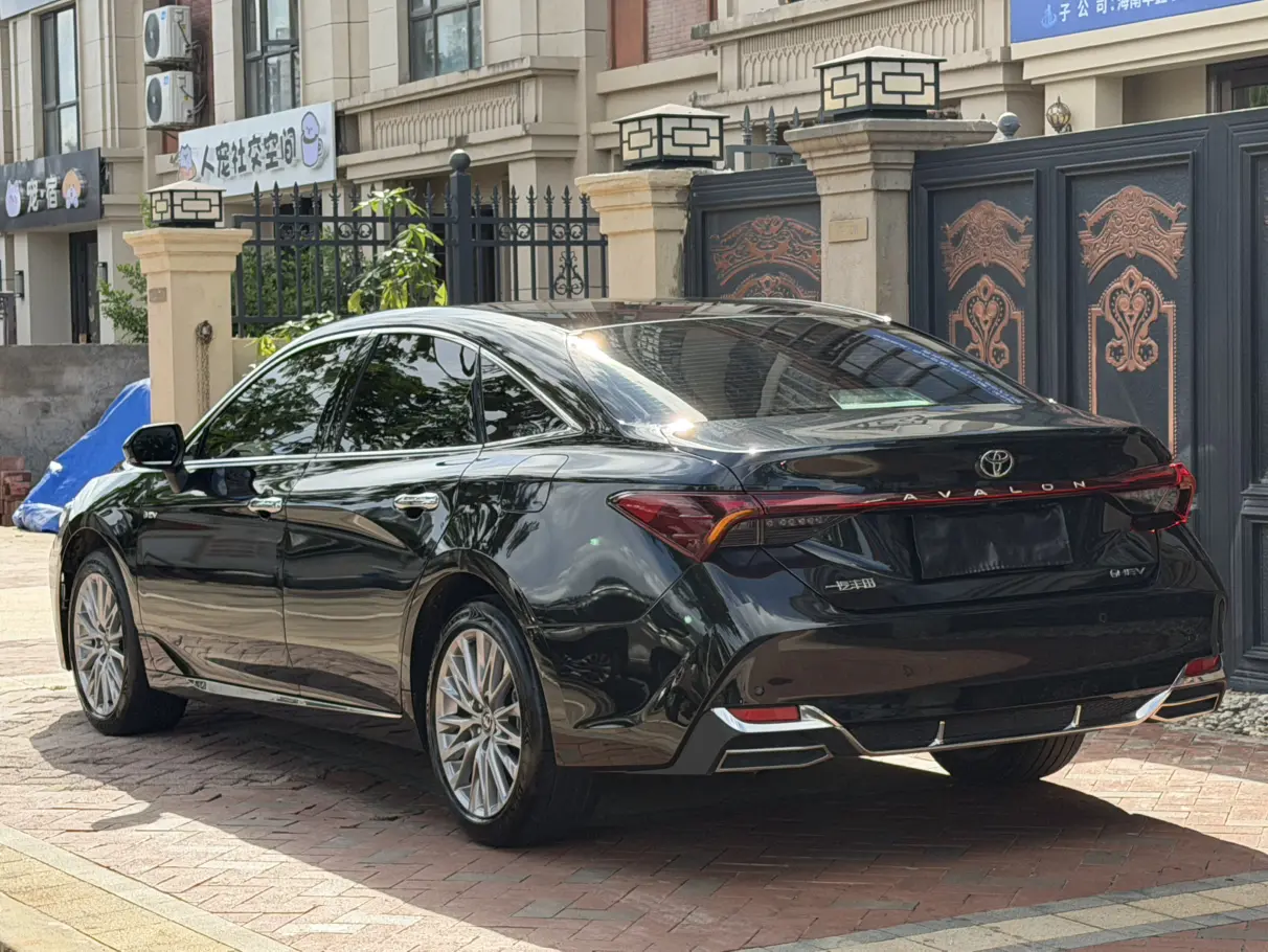 Toyota Avalon