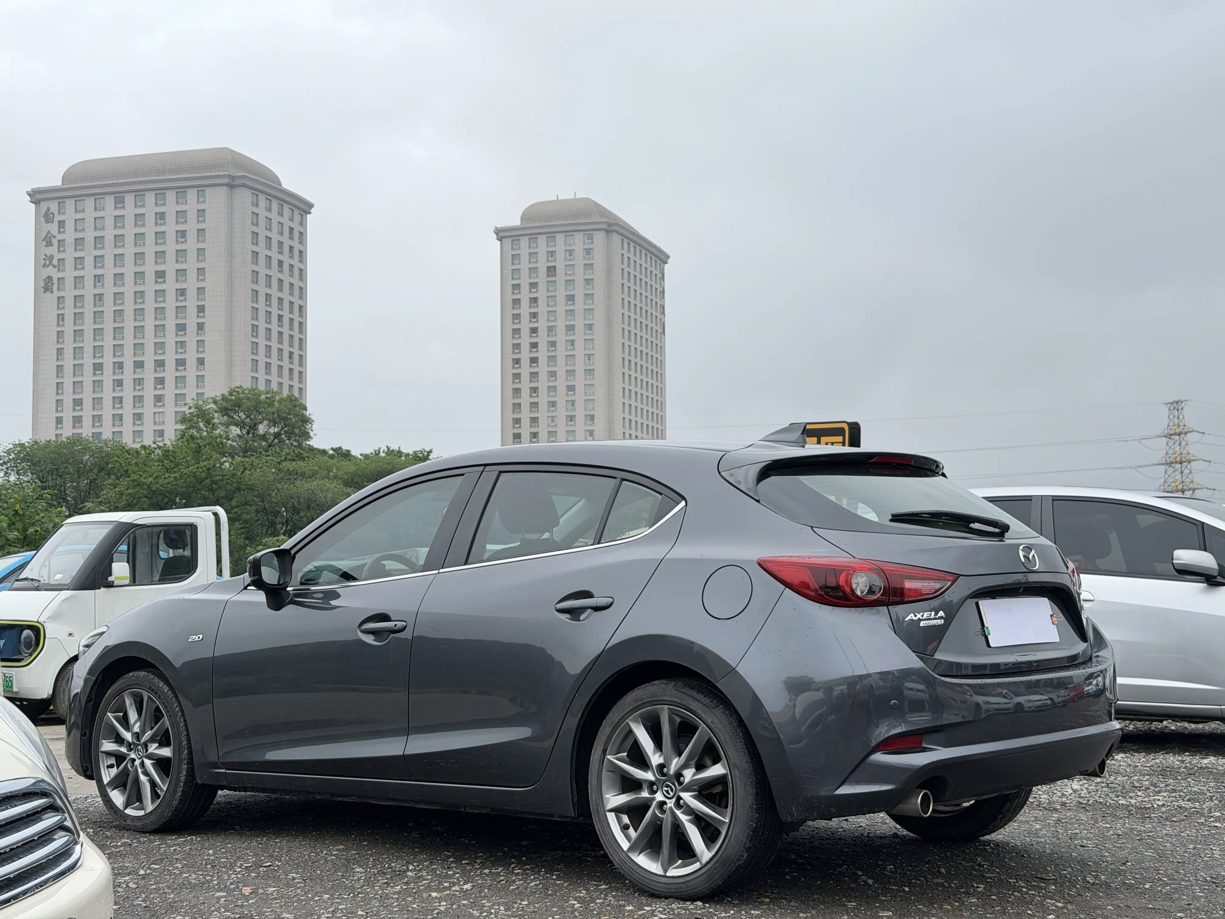 Mazda Axela