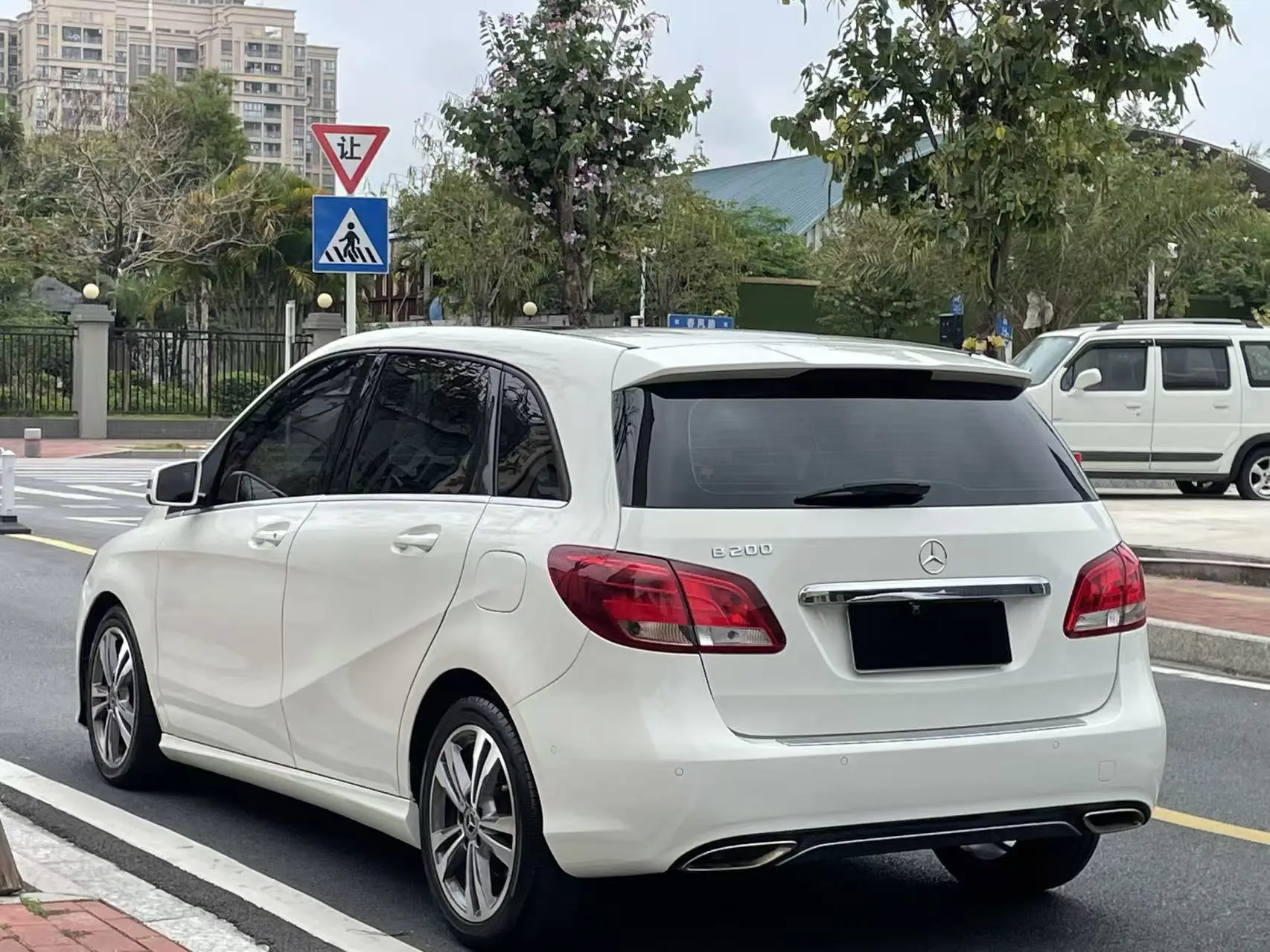 Mercedes-Benz Mercedes Benz B Class