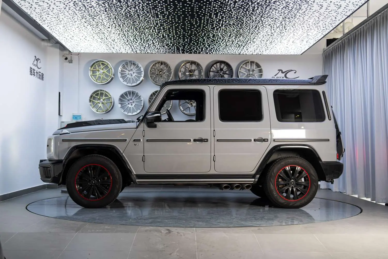 Mercedes-Benz G Class