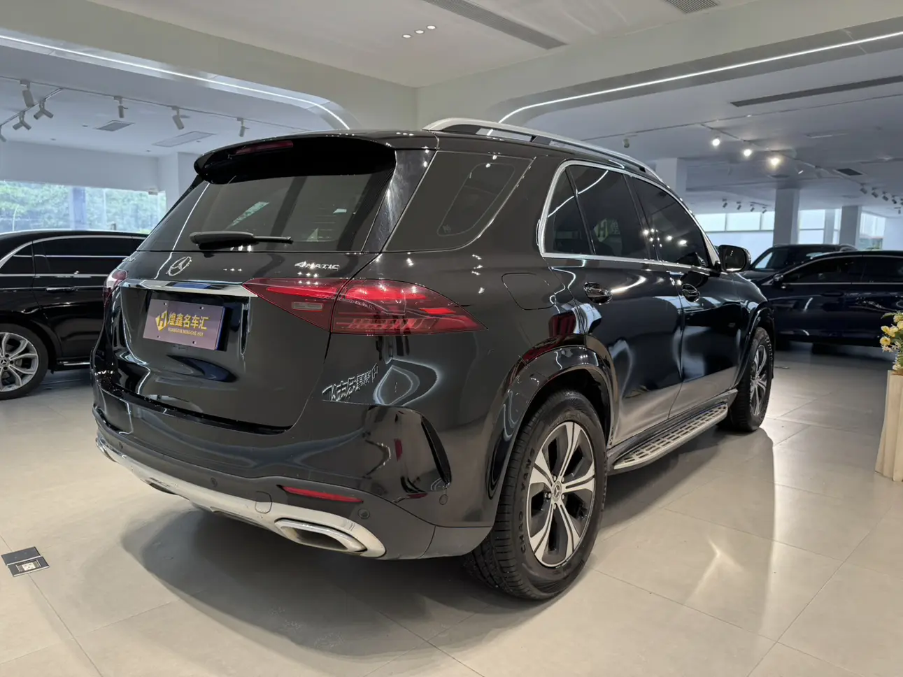 Mercedes-Benz GLE (Imported)