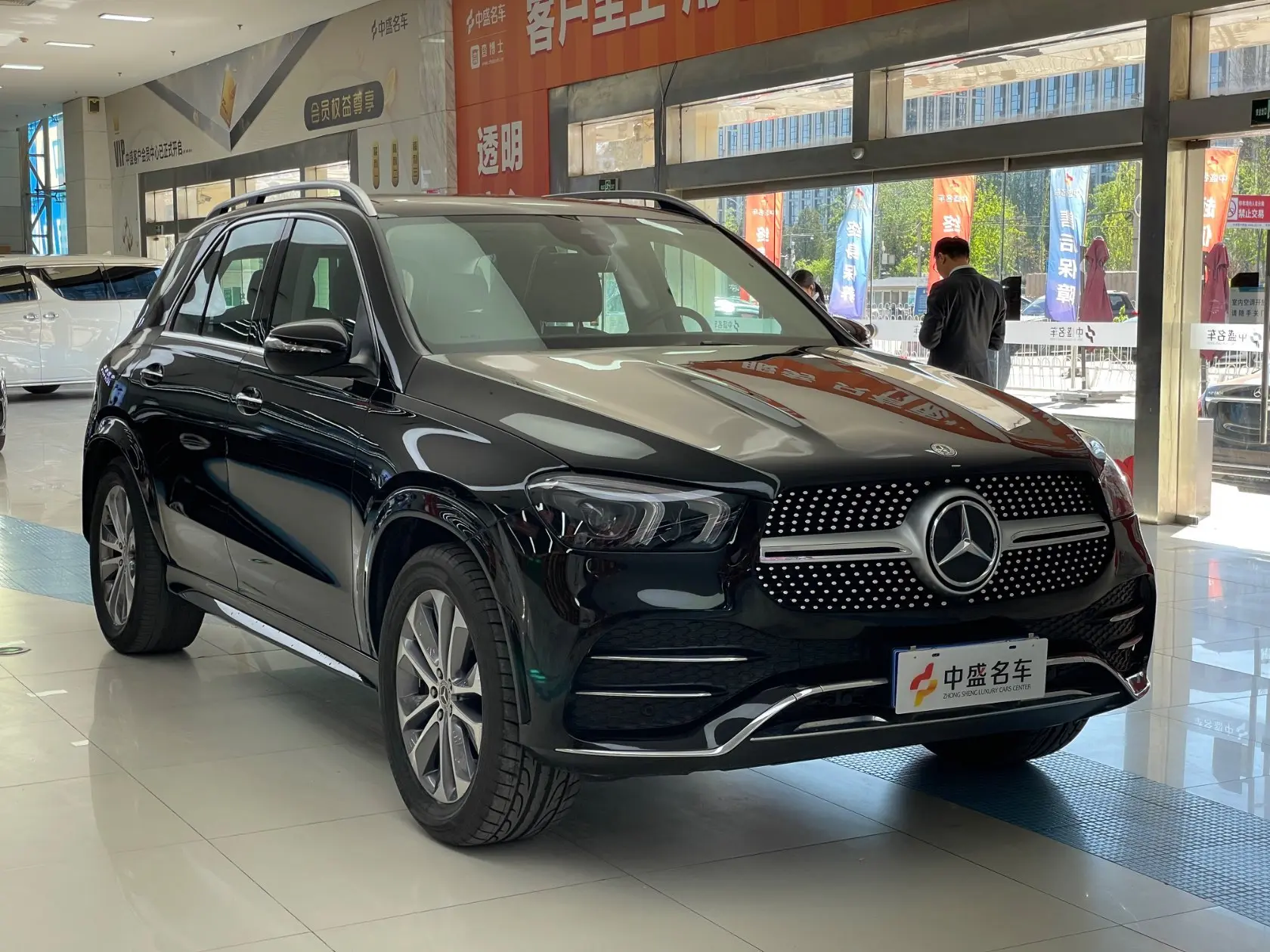 Mercedes-Benz GLE (Imported)