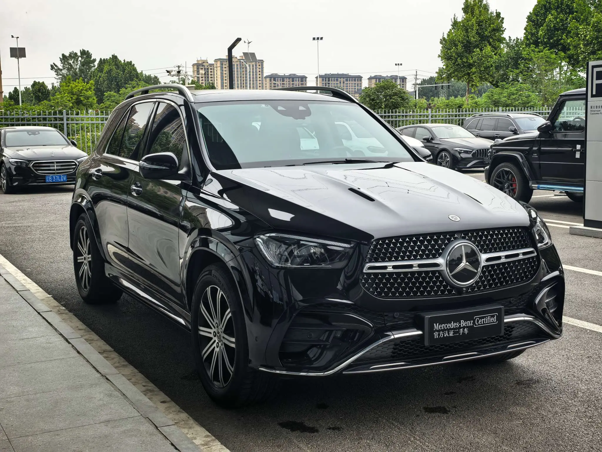 Mercedes-Benz GLE (Imported)