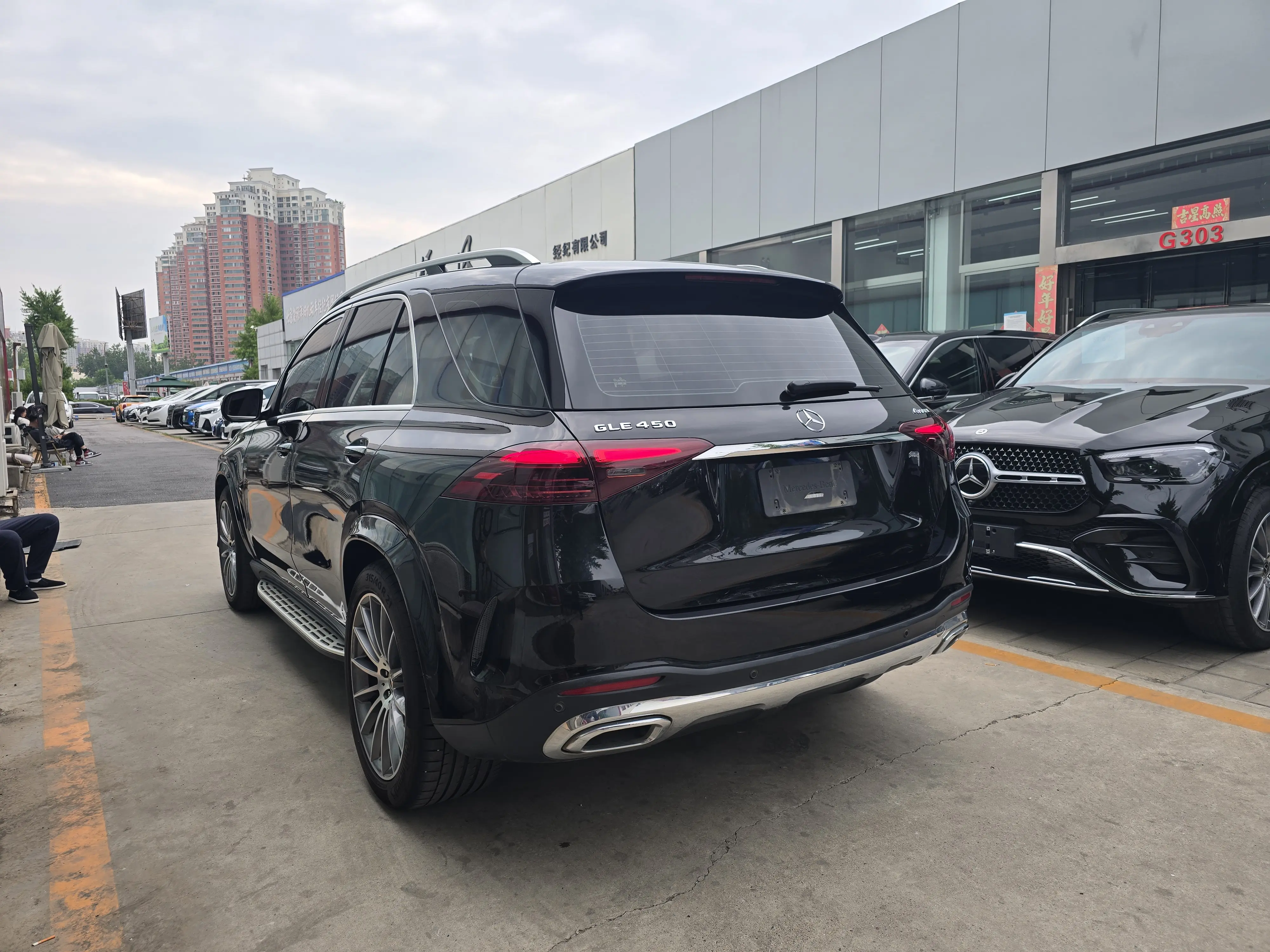 Mercedes-Benz GLE (Imported)