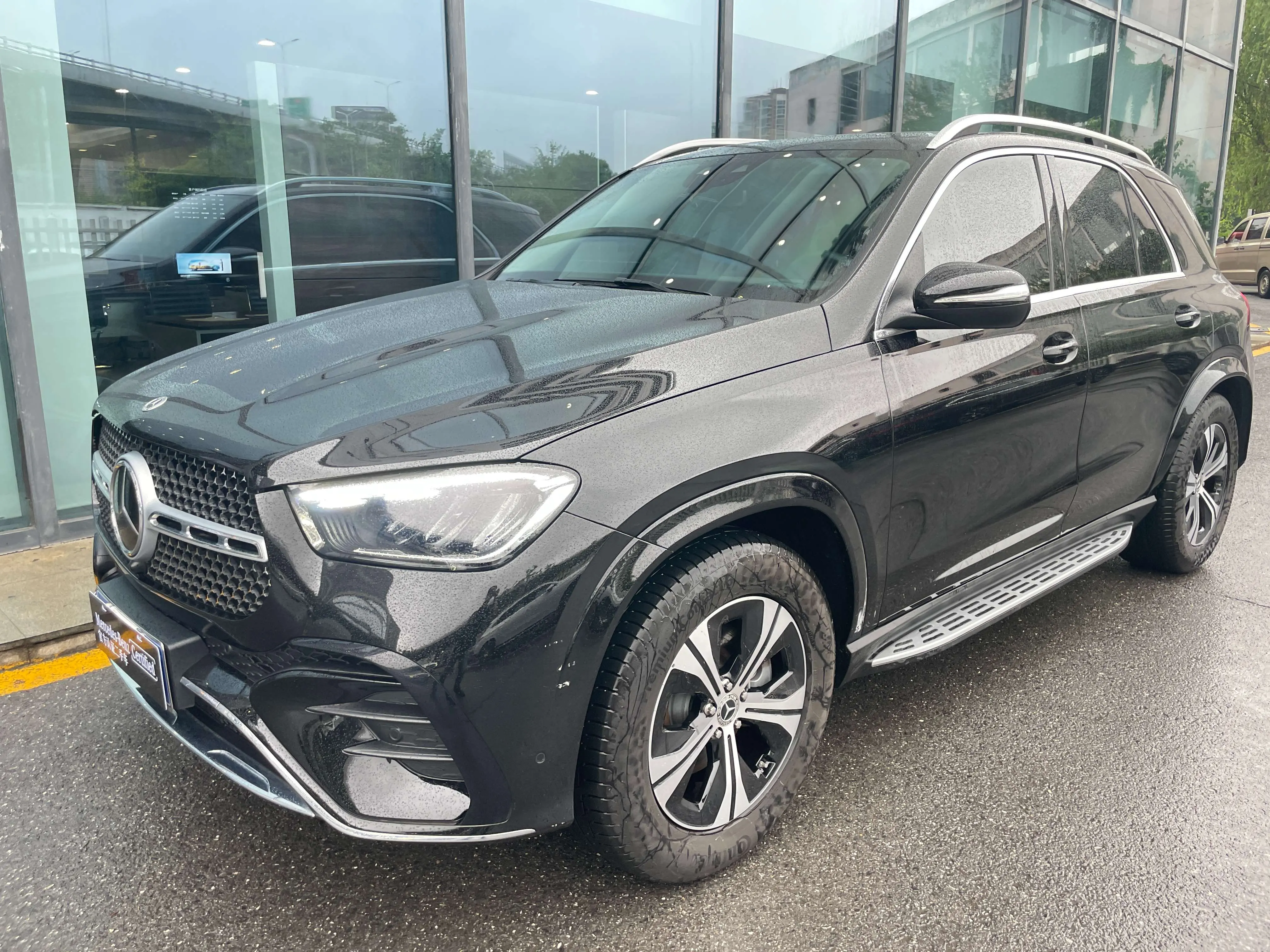 Mercedes-Benz GLE (Imported)